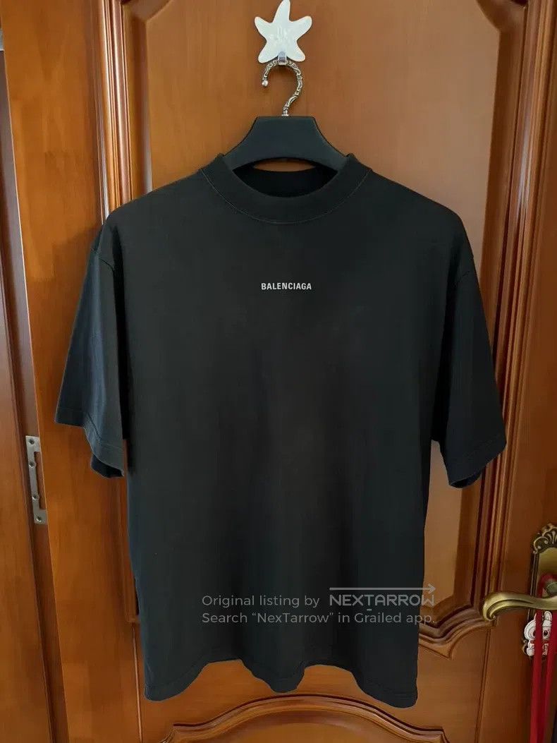 Balenciaga Balenciaga Reflective Front and Back Logo Short-Sleeve Size US S / EU 44-46 / 1 - 1 Thumbnail