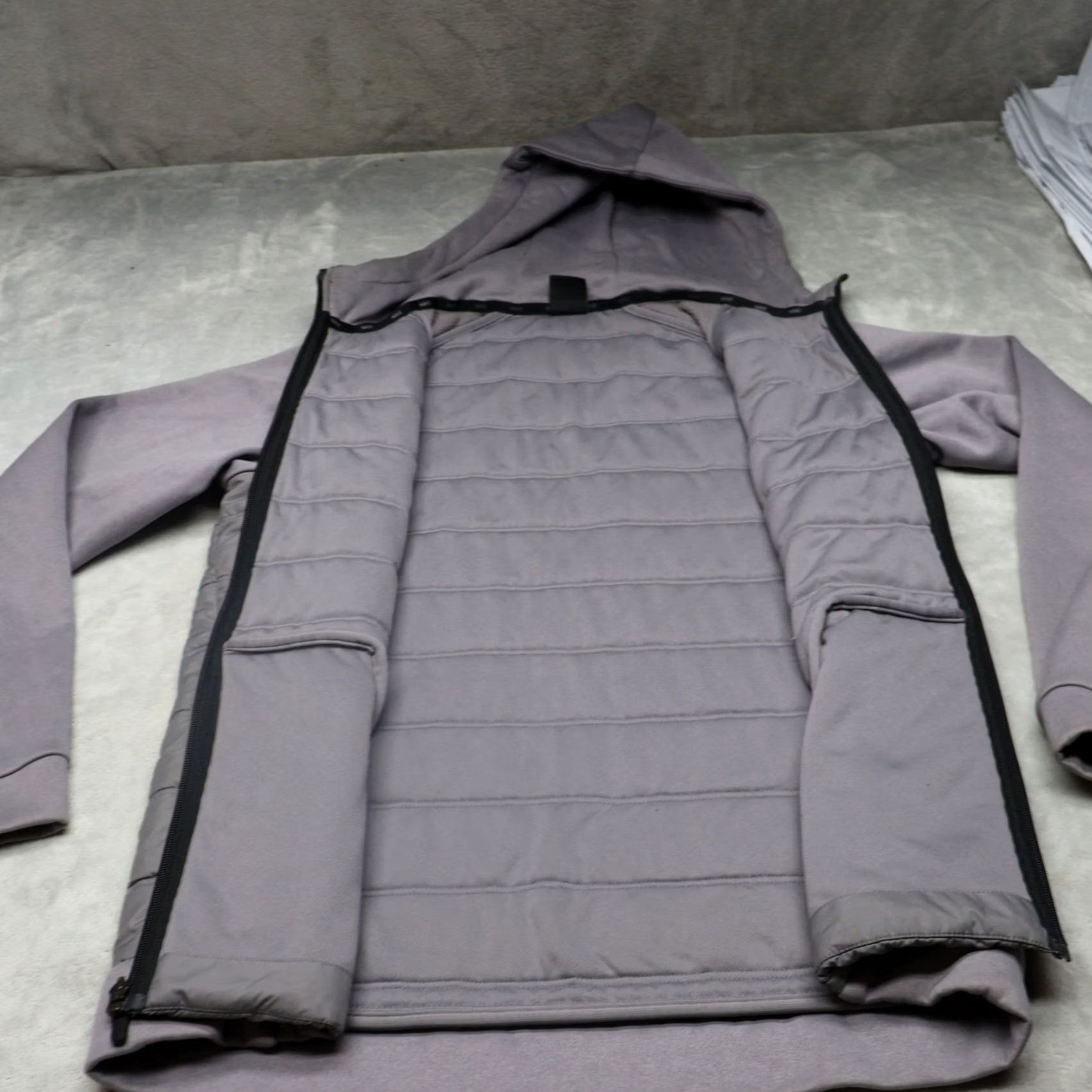 Nike Nike Jacket Mens Medium Grey Quilted Hybrid Full Zip Therma Insulated Puffer Size US M / EU 48-50 / 2 - 7 Thumbnail