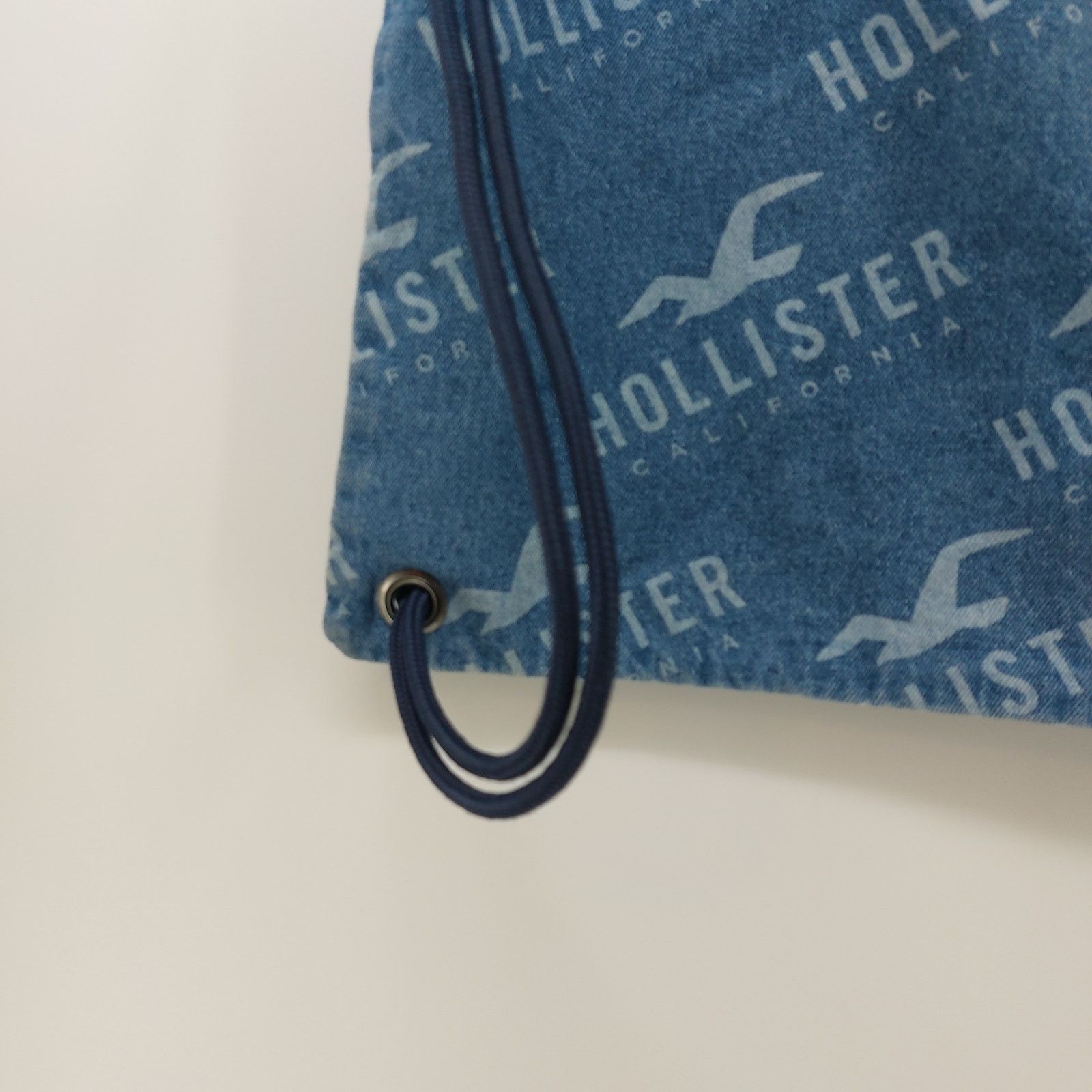 Hollister Hollister Logo Denim Back pack Y2k Style Drawstring Jean Bag Size ONE SIZE - 10 Thumbnail