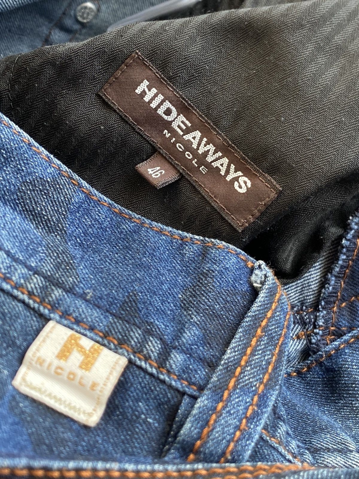 HIDEAWAYS HIDEWAYS NICOLE POCKET BUTTON FLARE Size US 31 - 4 Thumbnail