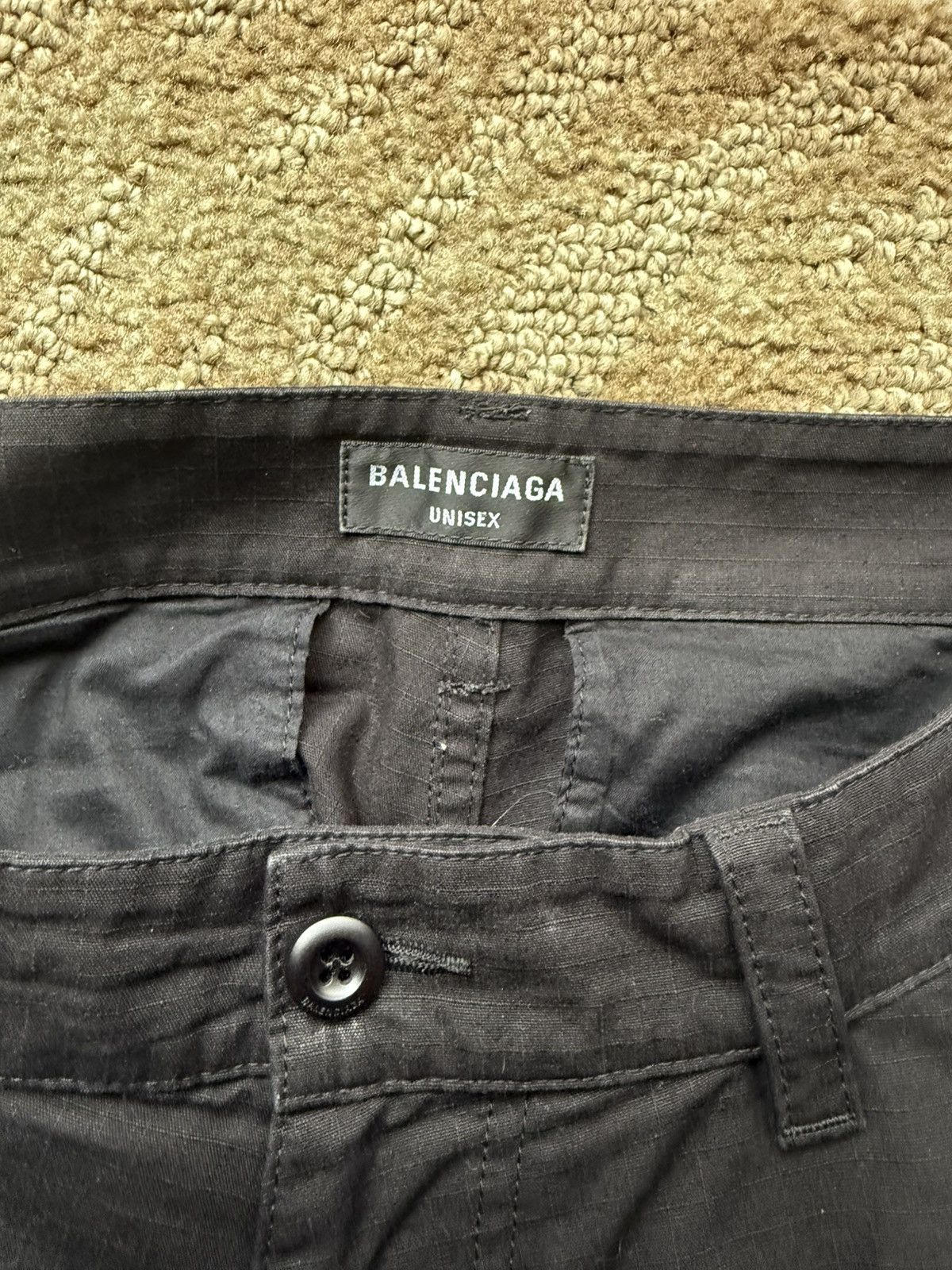 Balenciaga NWOT Balenciaga Cargos w Zipper flare Size US 36 / EU 52 - 5 Thumbnail