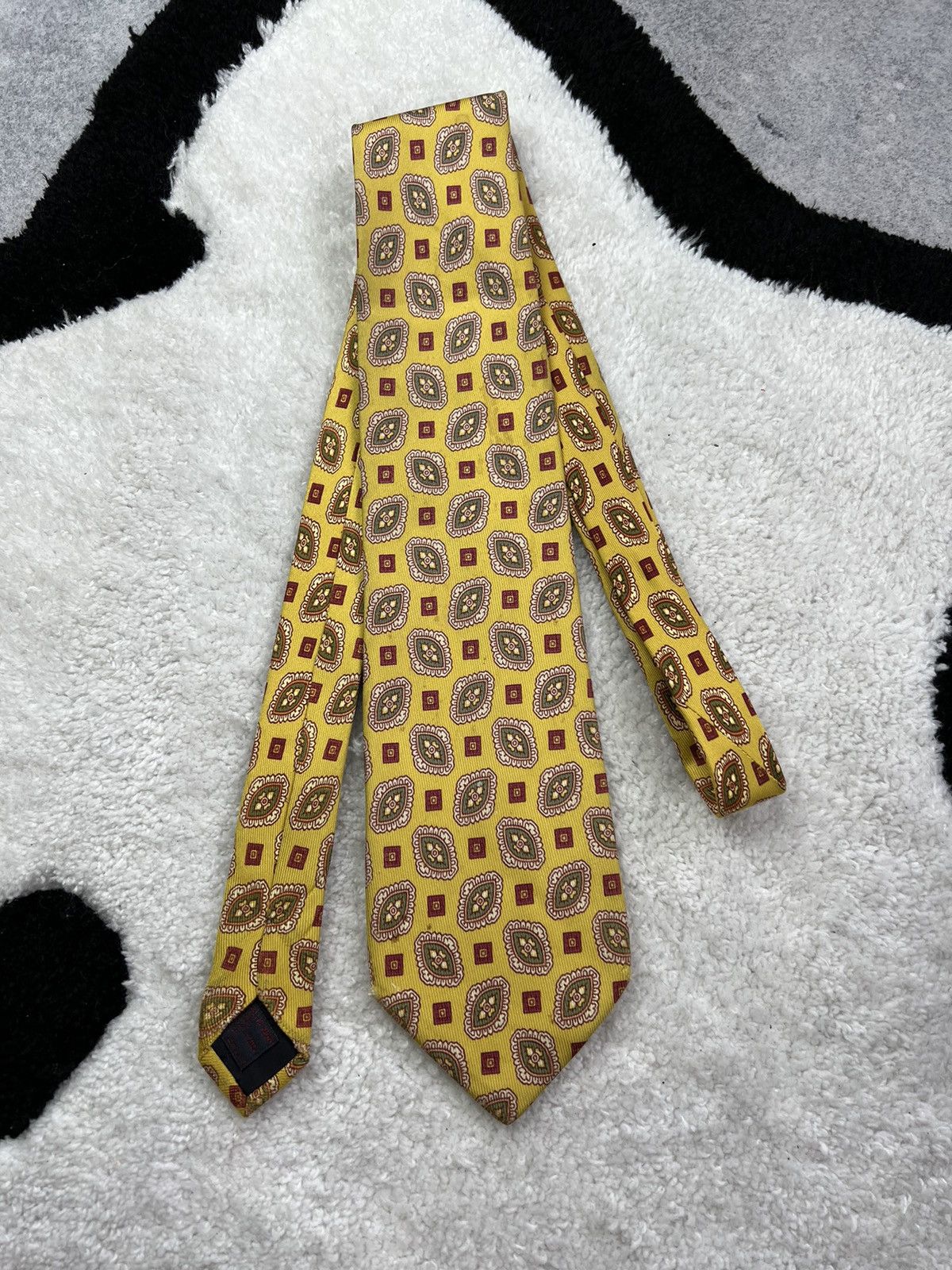 Etro Vintage Etro Italy Silk Geometric Gold Luxury Tie Size ONE SIZE - 1 Thumbnail