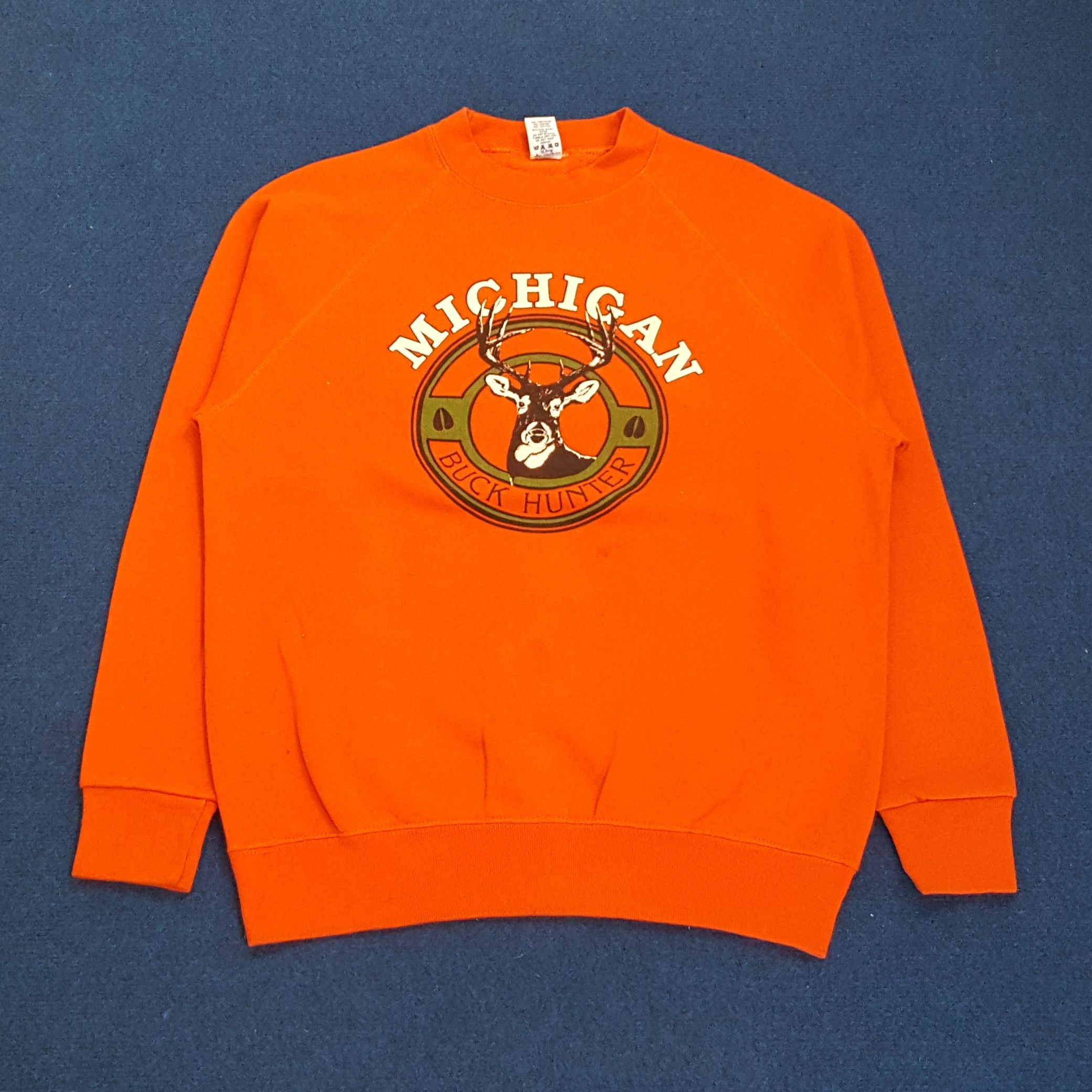 Vintage Vintage Michigan Buck Hunter Sweatshirts Size US L / EU 52-54 / 3 - 3 Thumbnail