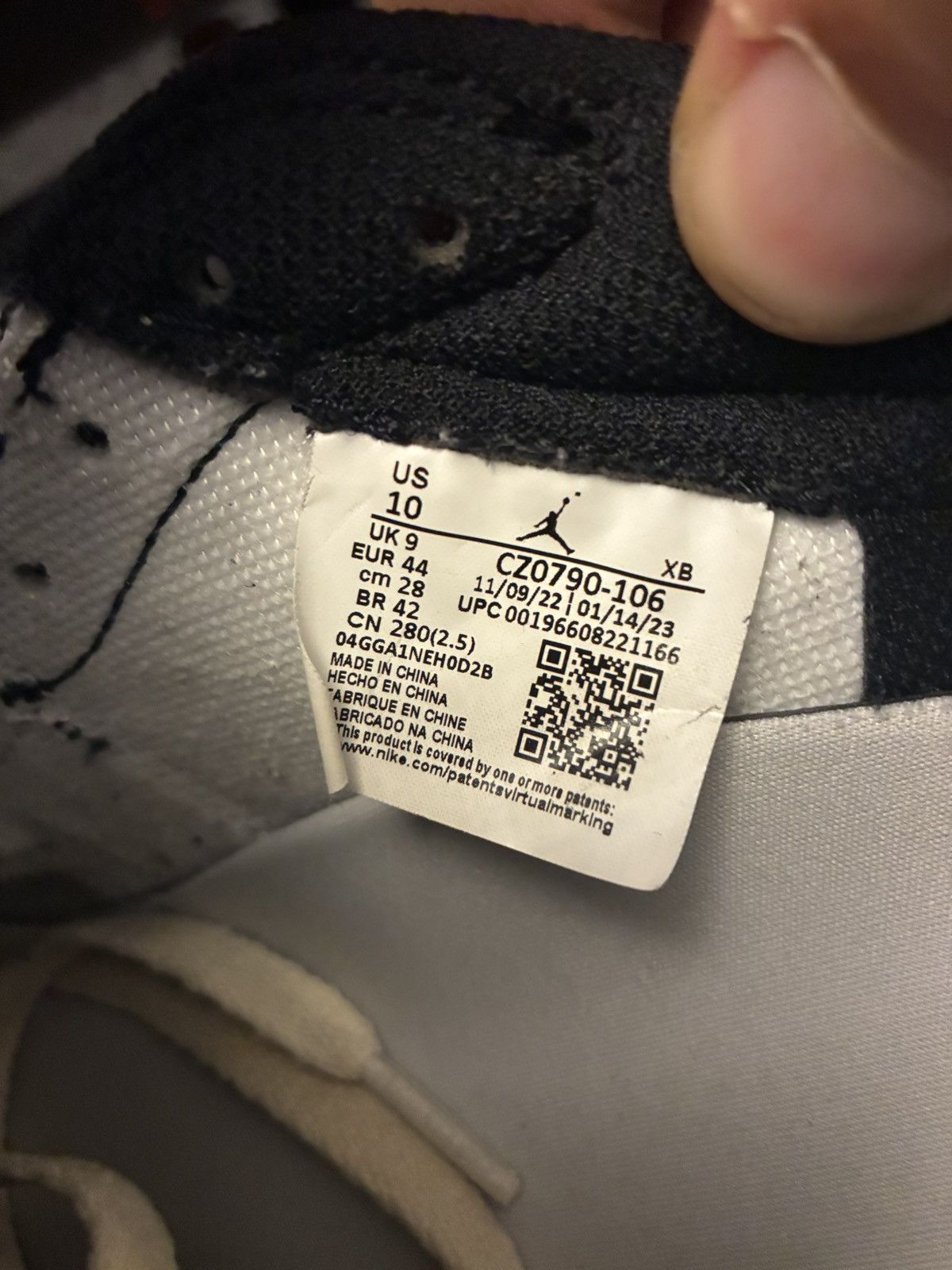 Jordan Brand Jordan 1 low black toe Size US 10 / EU 43 - 8 Thumbnail