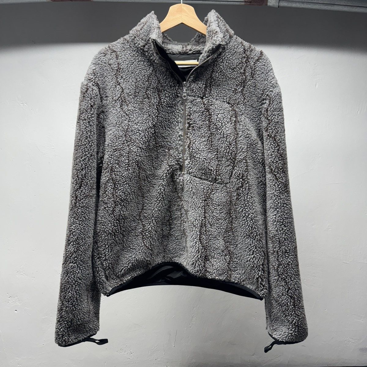 No Maintenance No Maintenance Deep Pile Sherpa Fleece Size US M / EU 48-50 / 2 - 1 Thumbnail