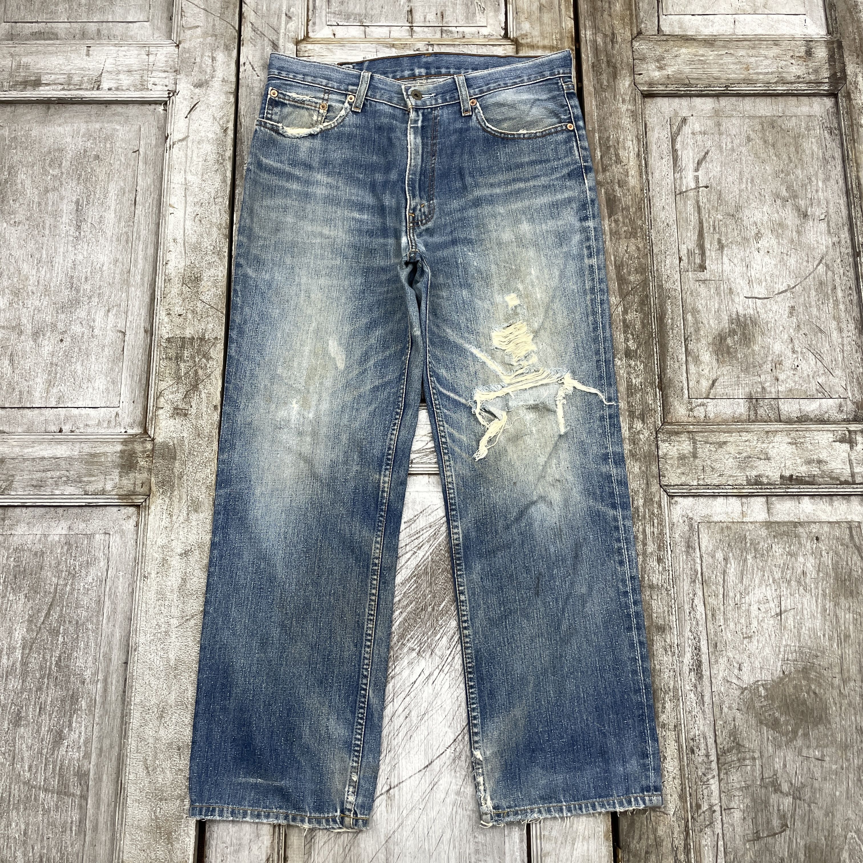 Japanese Brand Vintage Levi's 502 Distressed Jeans - wc 302 Size US 33 - 1 Thumbnail