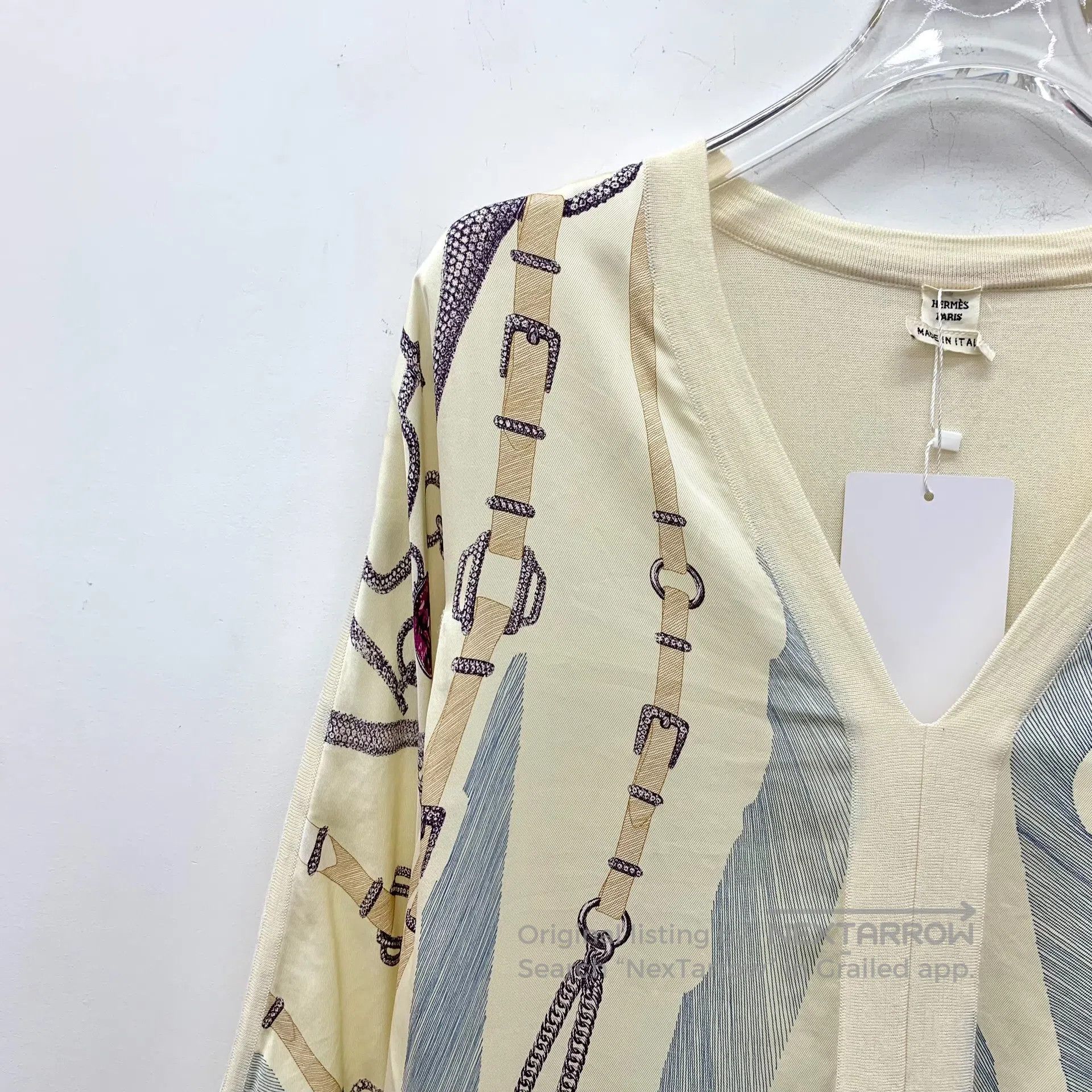 Hermes Hermes Beige lock buckle print cashmere V-neck top| Size XXS / US 00 / IT 34 - 3 Thumbnail