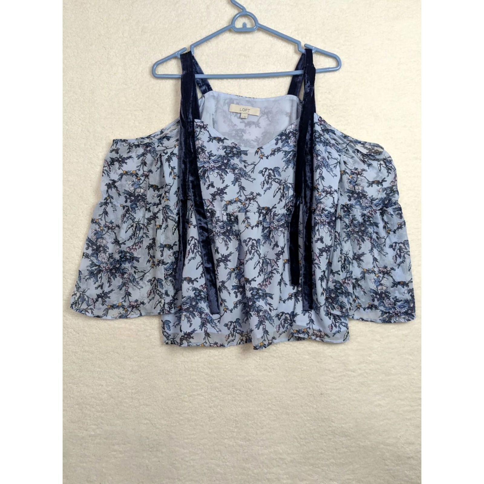 Ann Taylor Ann Taylor LOFT Blouse Shirt Floral Multicolor Long Sleeve Cold Shoulder Size S Womens Regular Fit Season All Seasons 3/4 Sleeve Dressy Casual Size S / US 4 / IT 40 - 2 Thumbnail