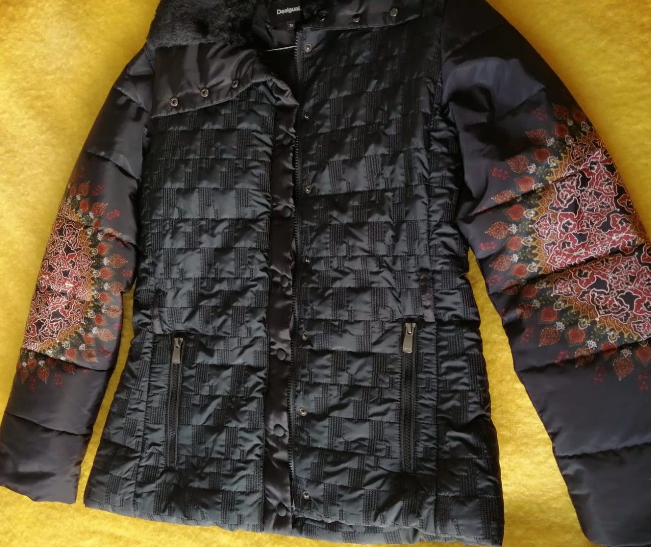 Desigual Desigual padded jacket size M new Size M / US 6-8 / IT 42-44 - 2 Thumbnail