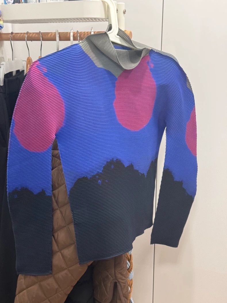 Issey Miyake issey miyake Pleated oil painting coat Size US S / EU 44-46 / 1 - 1 Thumbnail