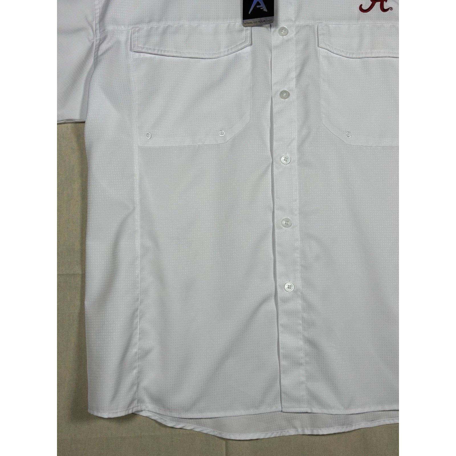 Antigua Antigua Alabama Crimson Tide White XL Button Up Shirt NWT Size US XL / EU 56 / 4 - 9 Thumbnail