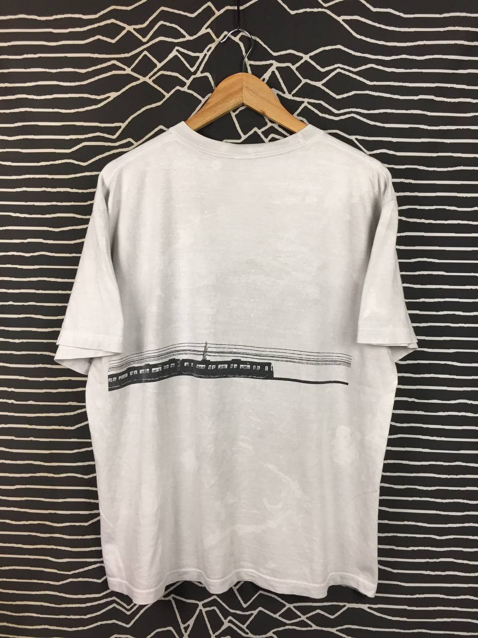 Anime Shoji Fujimoto Syūden Chan The Last Train Anime Manga Tee Size US XL / EU 56 / 4 - 8 Thumbnail