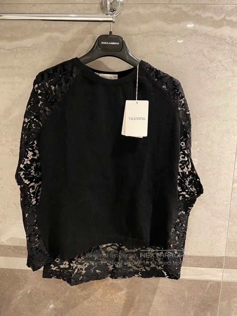 Valentino Valentino Genuine wool and cashmere panelled lace cape top Size XS / US 0-2 / IT 36-38 - 1 Thumbnail