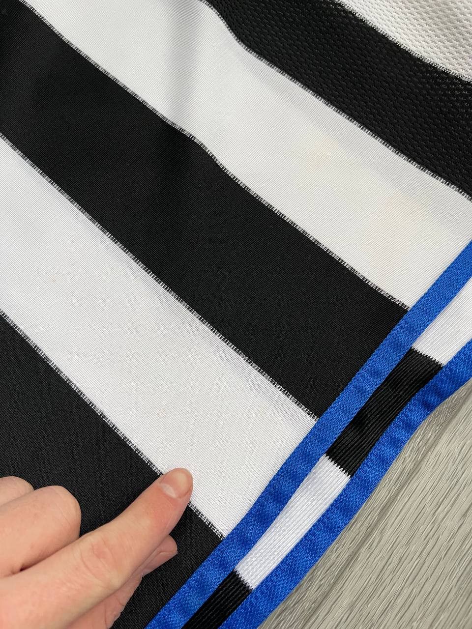 Adidas × Vintage NEWCASTLE UNITED 1999/2000 HOME SHIRT SOCCER JERSEY ADIDAS Size US XL / EU 56 / 4 - 15 Thumbnail