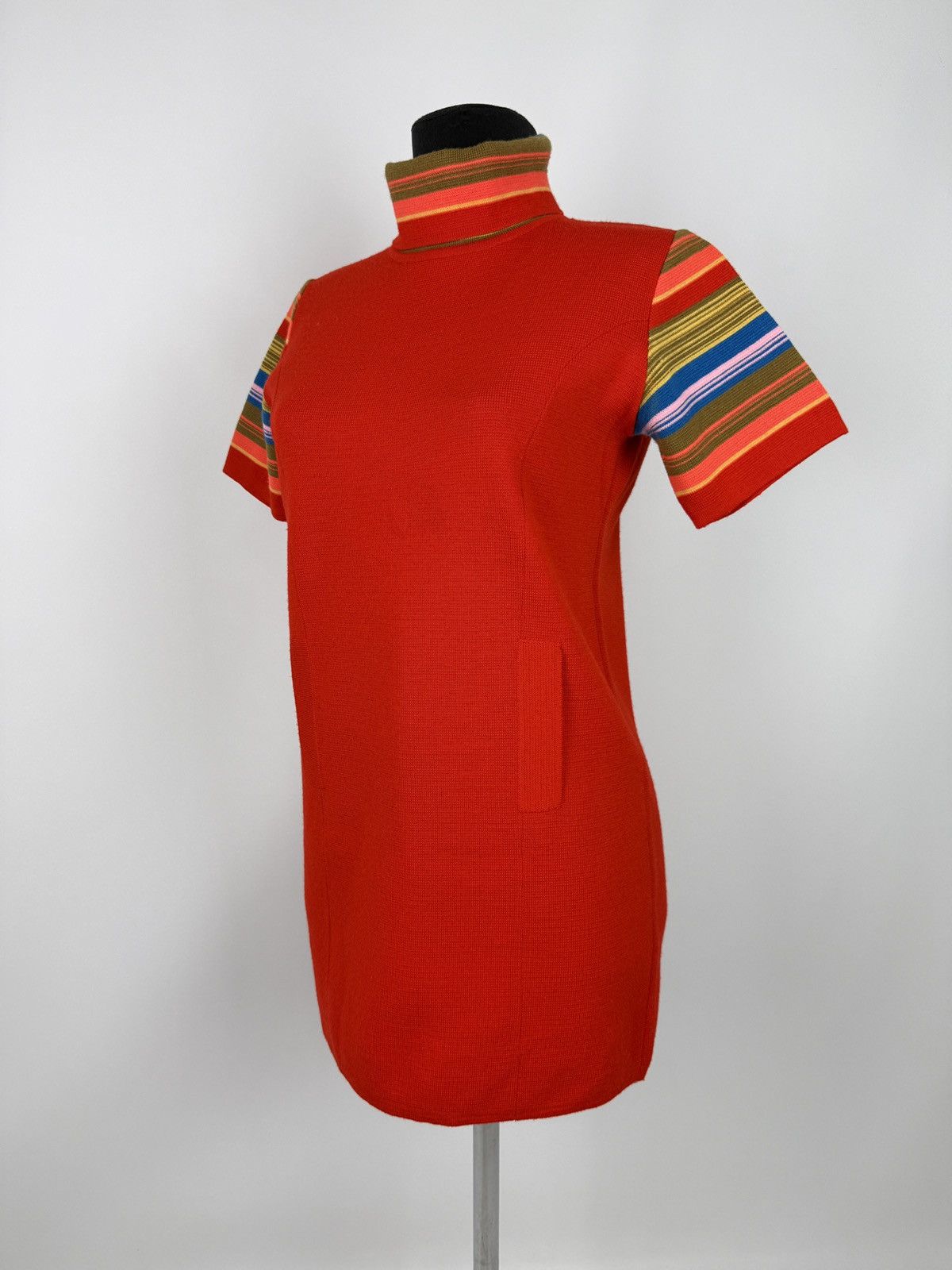 Vintage 60s 70s Vintage Lilly Of California Orange Wool Shift Dress Size S / US 4 / IT 40 - 1 Thumbnail
