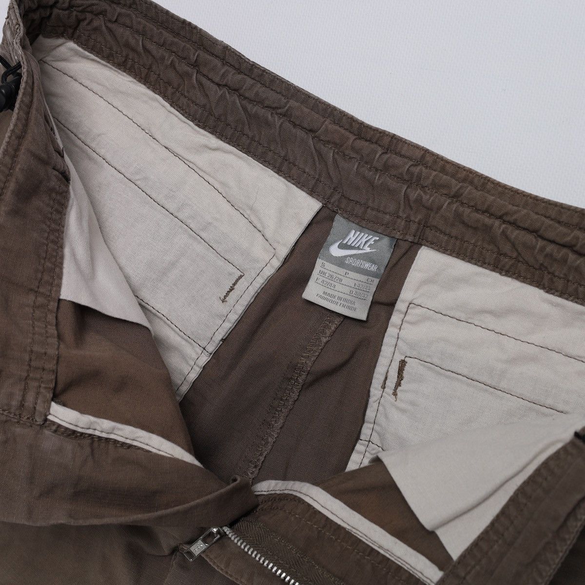 Nike Vintage Nike Cargo Shorts Size US 30 / EU 46 - 6 Thumbnail
