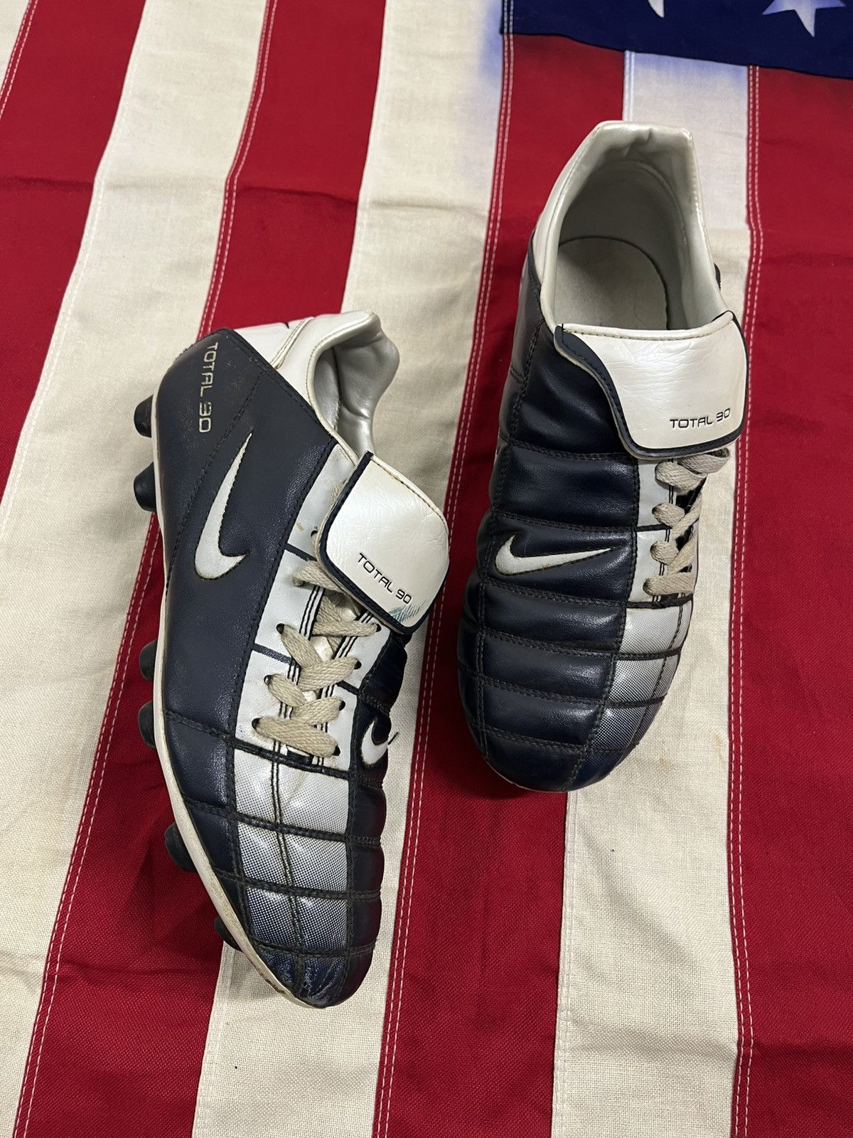 Nike Vintage Nike Total 90 - Iconic Football Boots Size US 7.5 / EU 40-41 - 1 Thumbnail