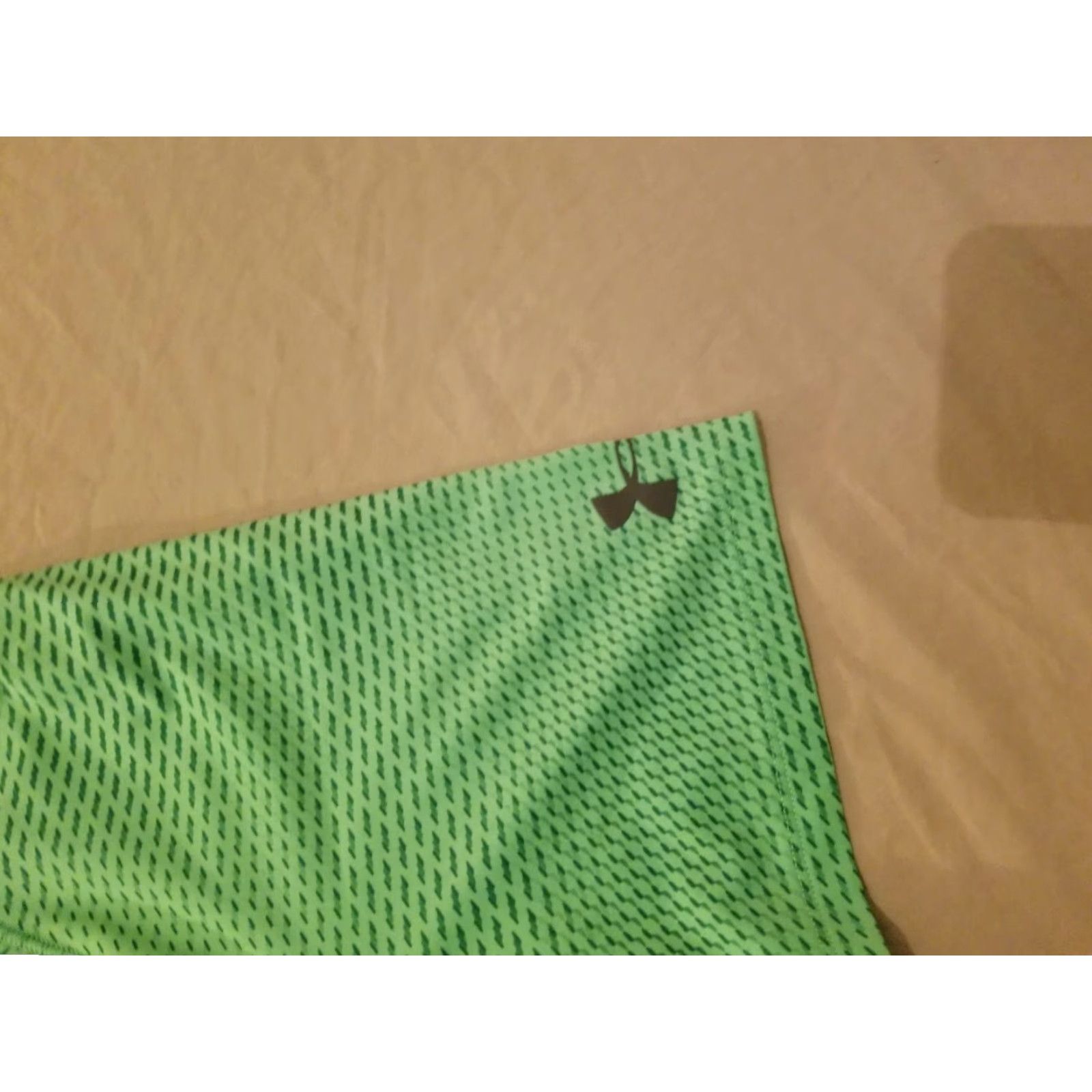 Under Armour Under Armour Shirt XL Green Athletic T-Shirt Men Size US XL / EU 56 / 4 - 2 Thumbnail