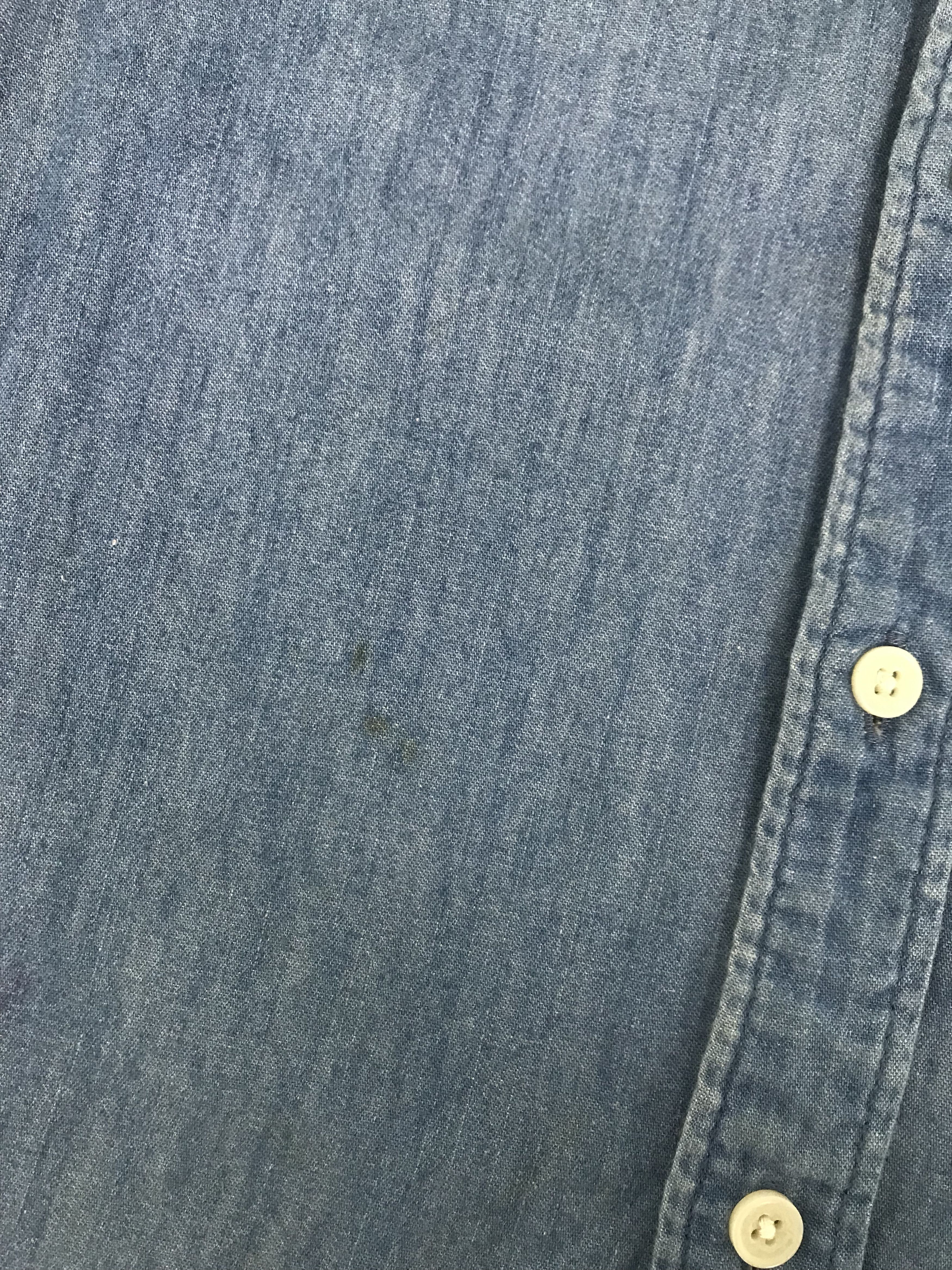 Uniqlo Original Uniqlo Denim Shirt Size US L / EU 52-54 / 3 - 8 Thumbnail