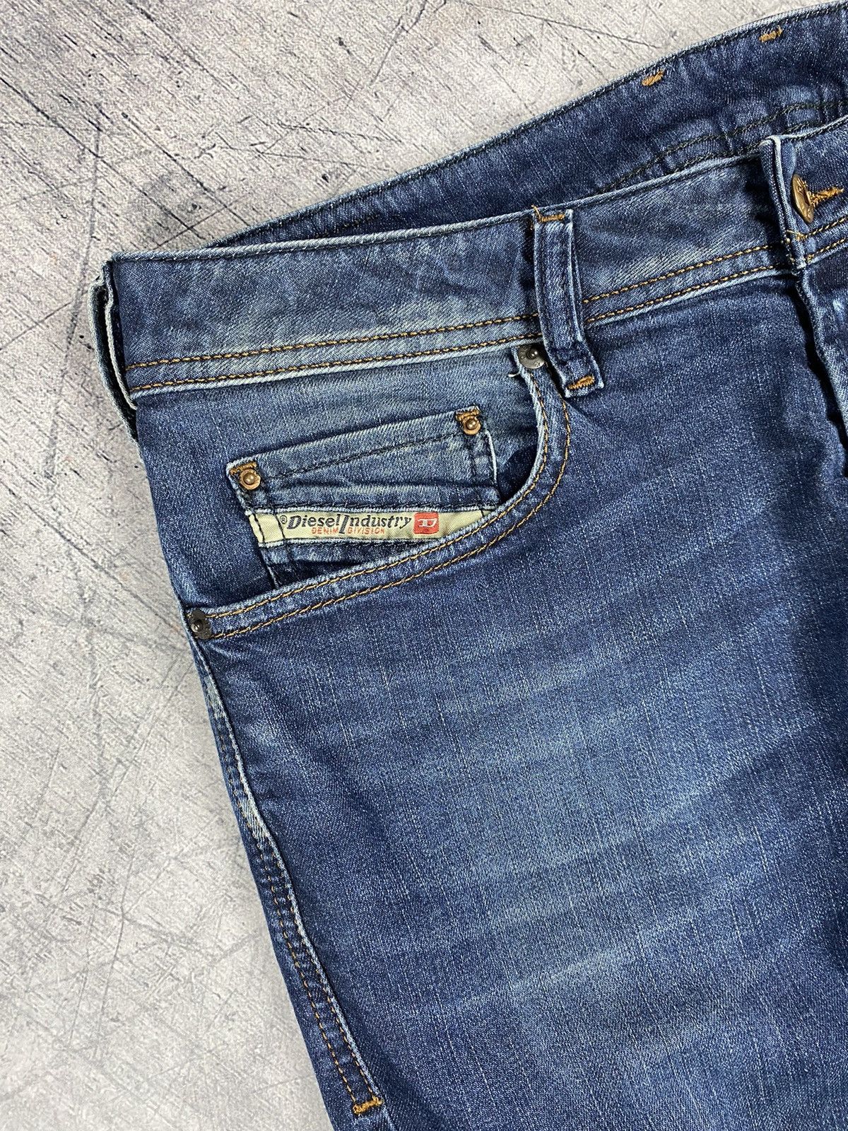 Diesel × Jean × Vintage Mens Vintage Diesel Jeans Denim Pants Size 32 Size US 32 / EU 48 - 6 Thumbnail