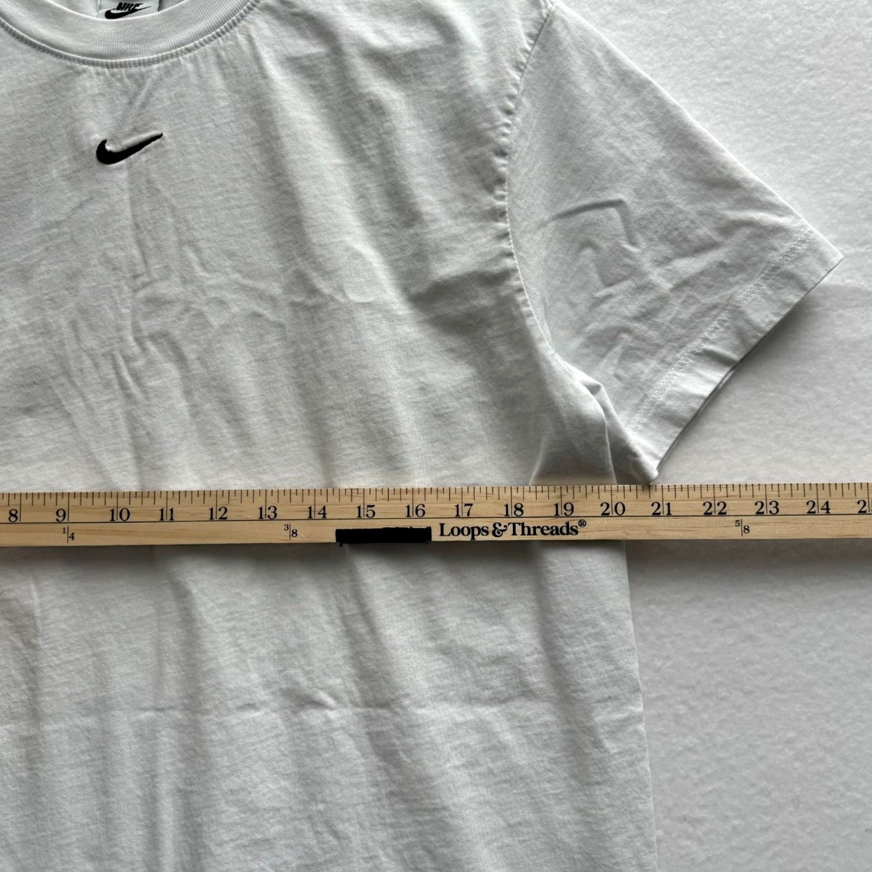 Nike Nike Essentials Women's Midi Dress Short Sleeve Crew Neck Embroidered Center Swoosh White M Size M / US 6-8 / IT 42-44 - 6 Thumbnail
