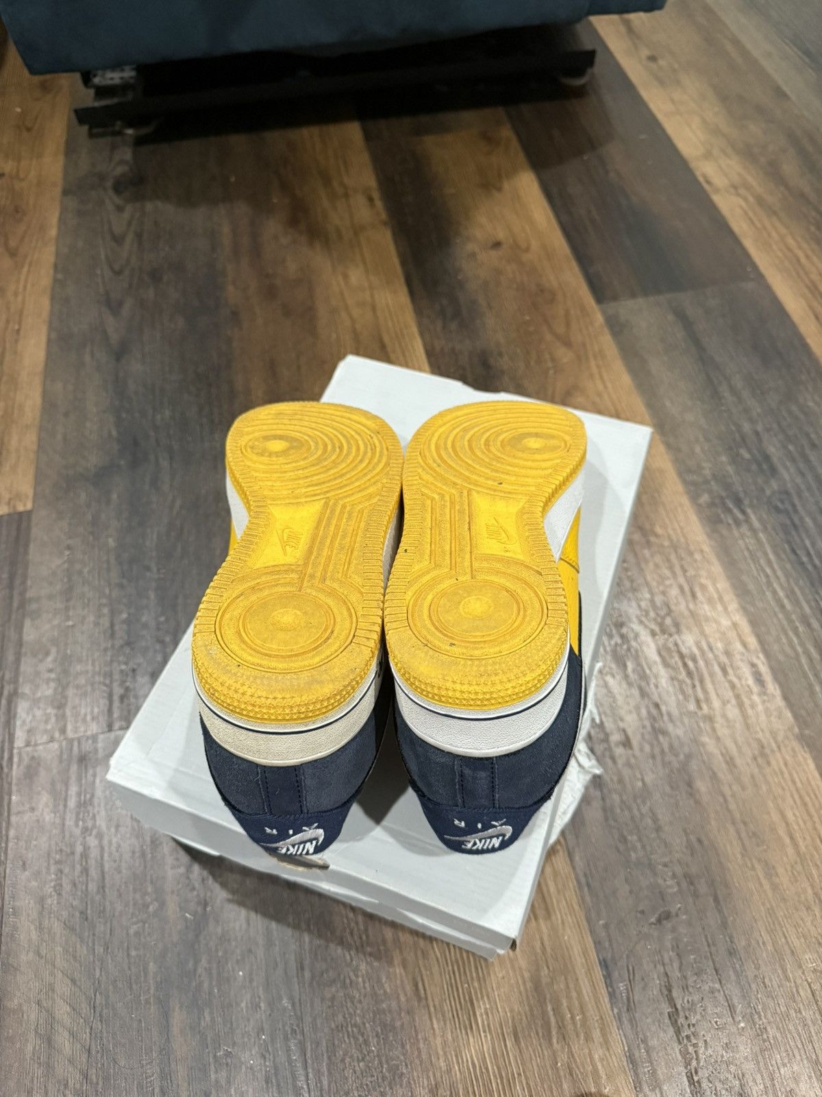 Nike Air Force 1 Low ‘07 LV8 ‘Amarillo Obsidian’ Size US 9 / EU 42 - 4 Thumbnail