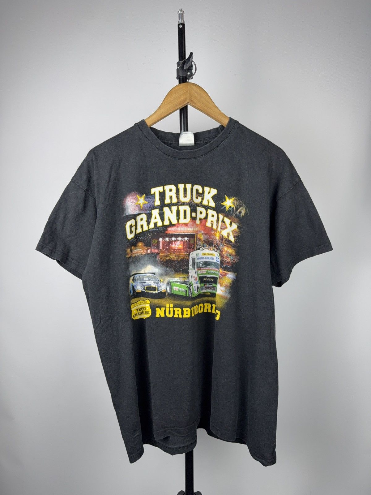 Vintage Truck Grand Prix Nurburgring 2016 MAN Racing T-Shirt Size US L / EU 52-54 / 3 - 1 Thumbnail