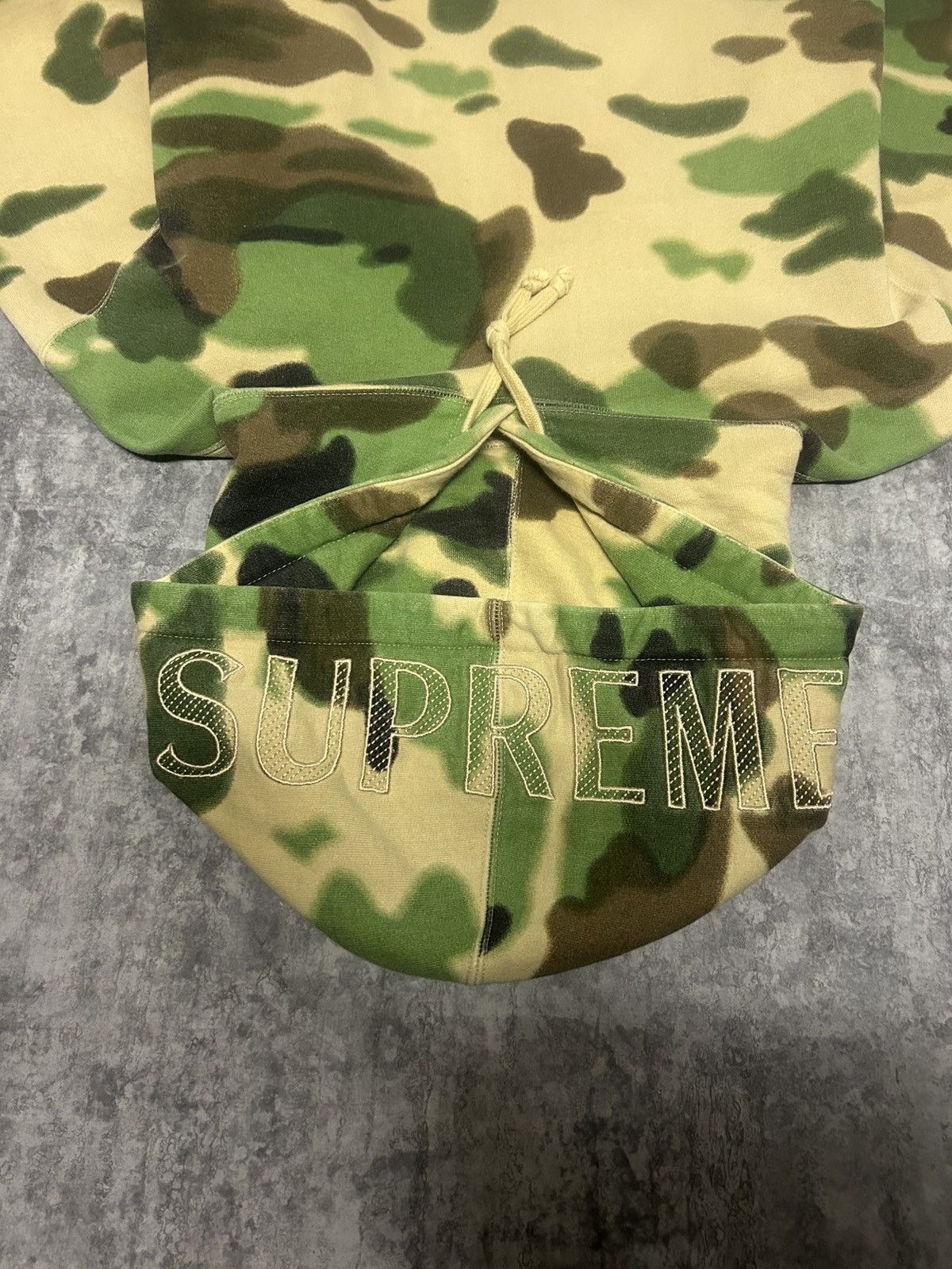 Supreme Supreme Overdyed Hooded Sweatshirt SS20 Camo Hoodie - Size M Size US M / EU 48-50 / 2 - 5 Thumbnail