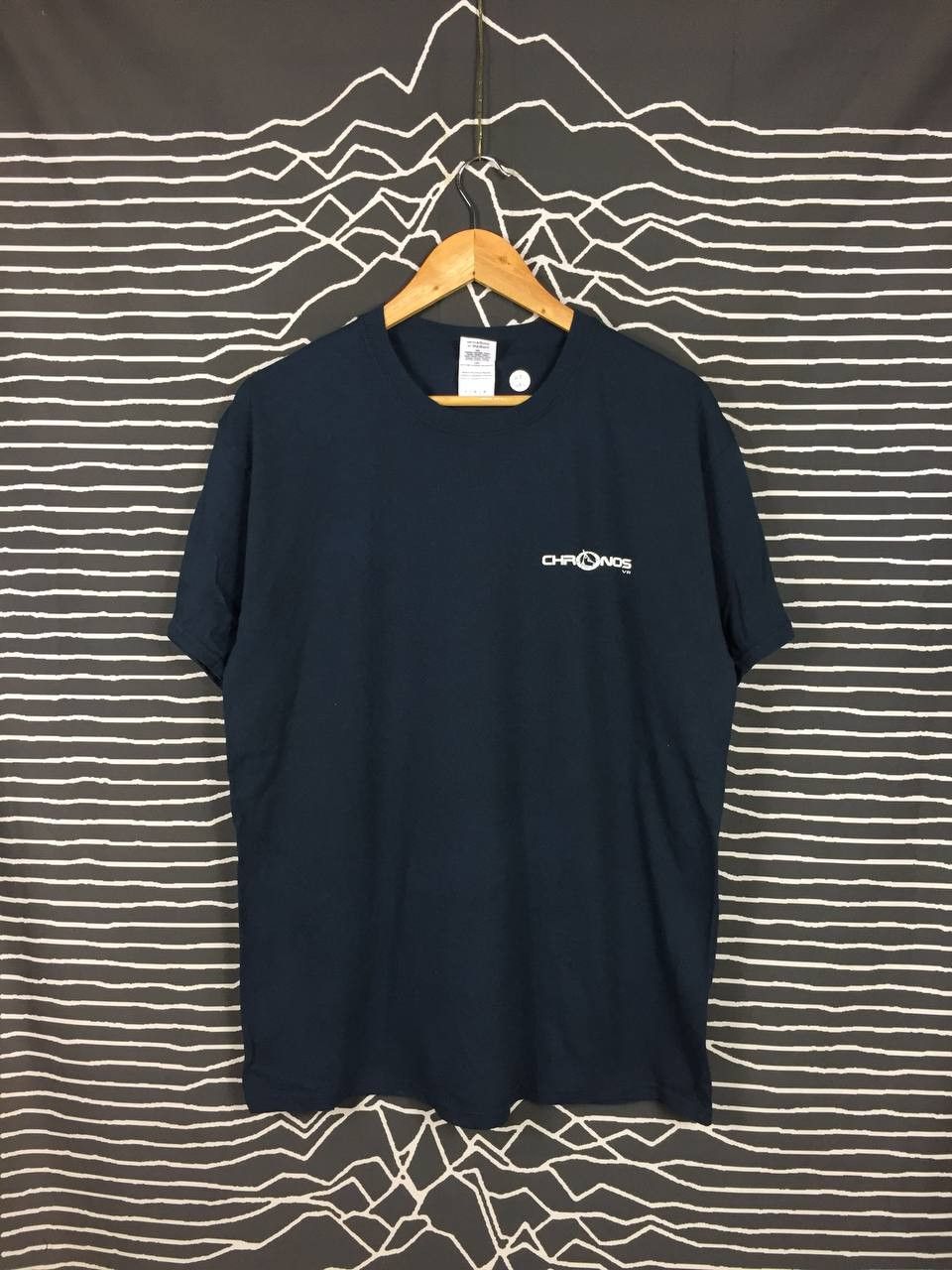 Gildan × Nintendo × Playstation Chronos VR Action Role-Playing Video Game Tee Size US L / EU 52-54 / 3 - 4 Thumbnail