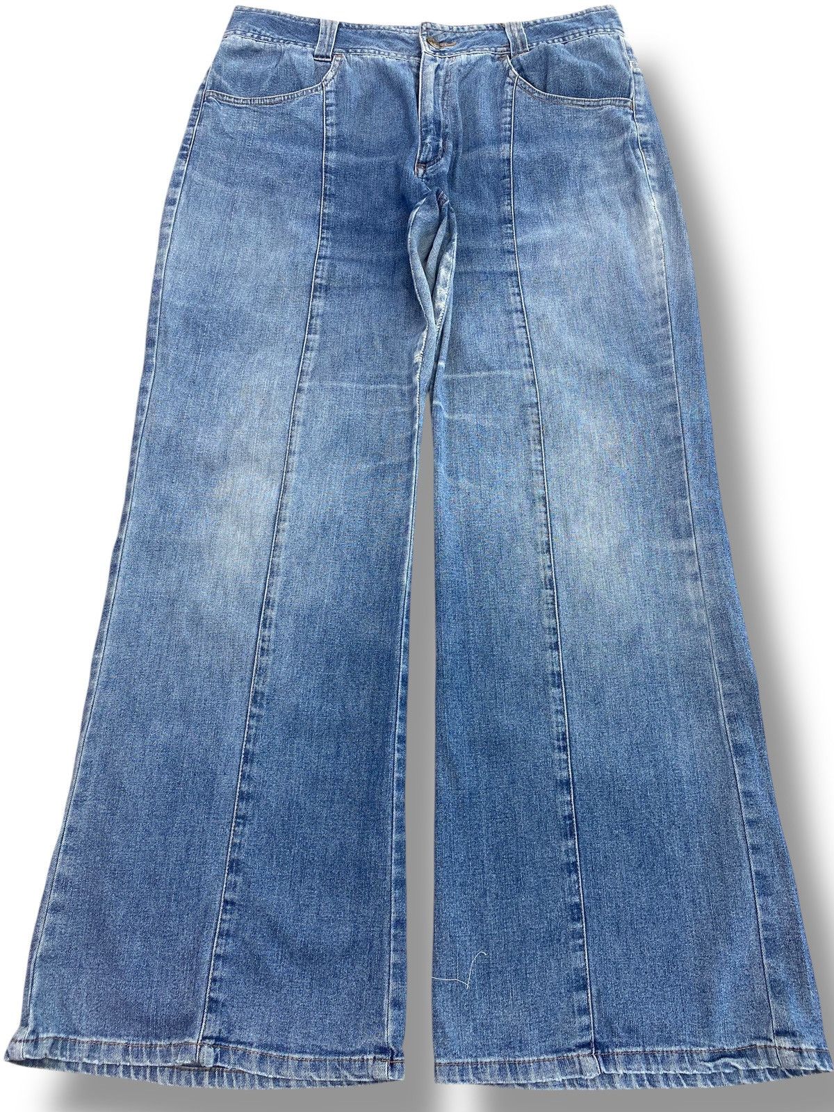 Japanese Brand Japanese Brand Blue Wash Arrow Line Style Jeans Size US 33 - 1 Thumbnail