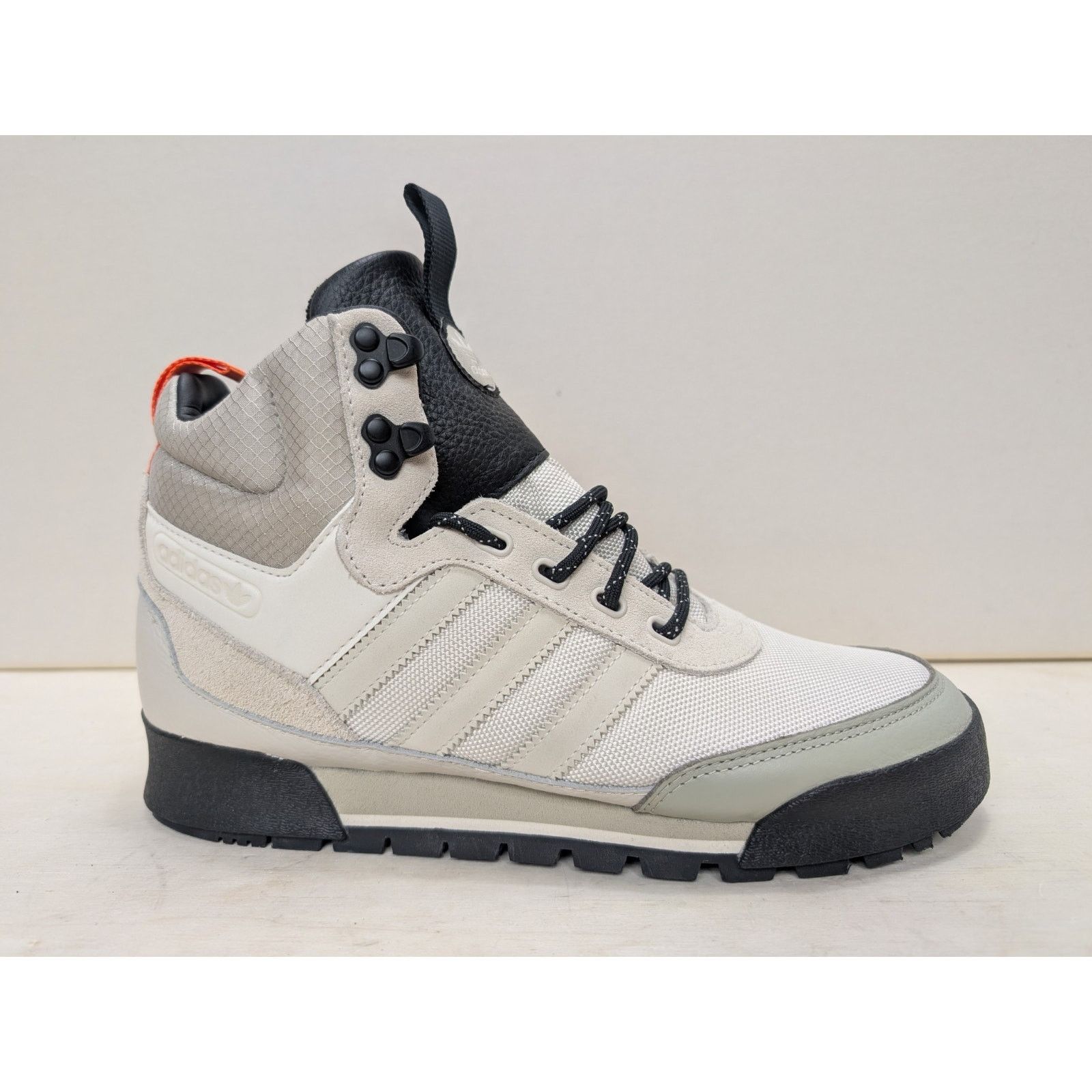 Adidas adidas Mens Hiking Boots EE5526 Baara Sesame Size 7 Size US 7 / EU 40 - 1 Thumbnail
