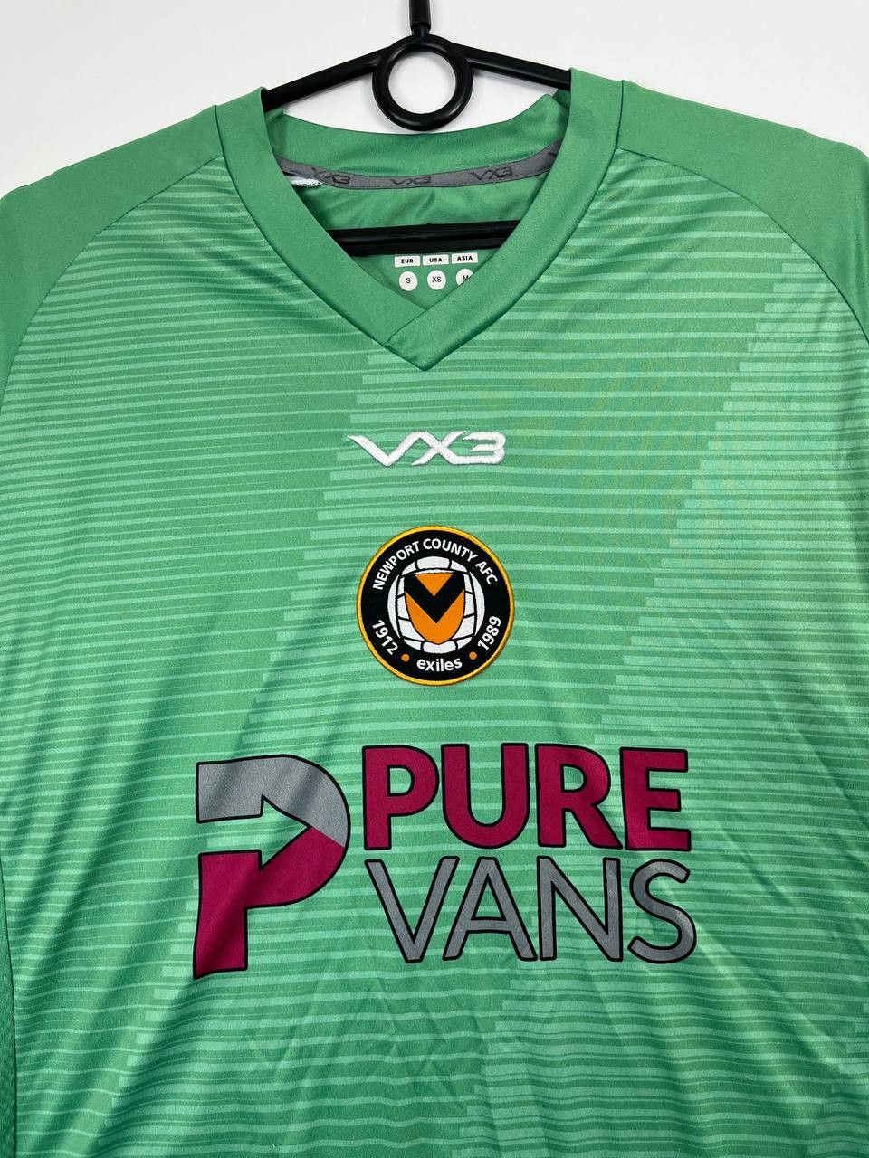 Other Newport County Goalkeeper Shirt Football Jersey Mens Size S Size US S / EU 44-46 / 1 - 2 Thumbnail