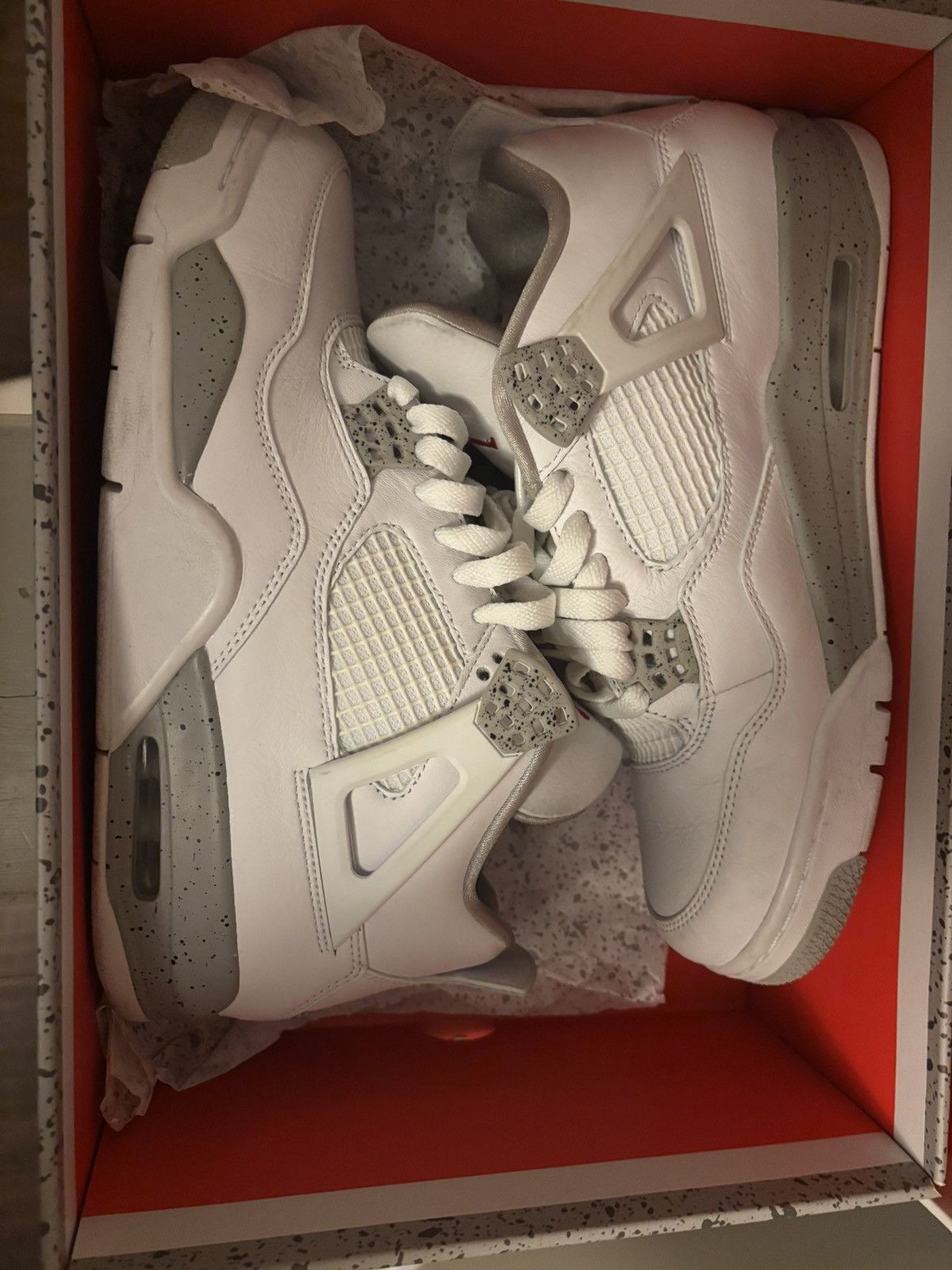 Jordan Brand Air Jordan 4 Retro - White Oreo Size US 10 / EU 43 - 1 Thumbnail