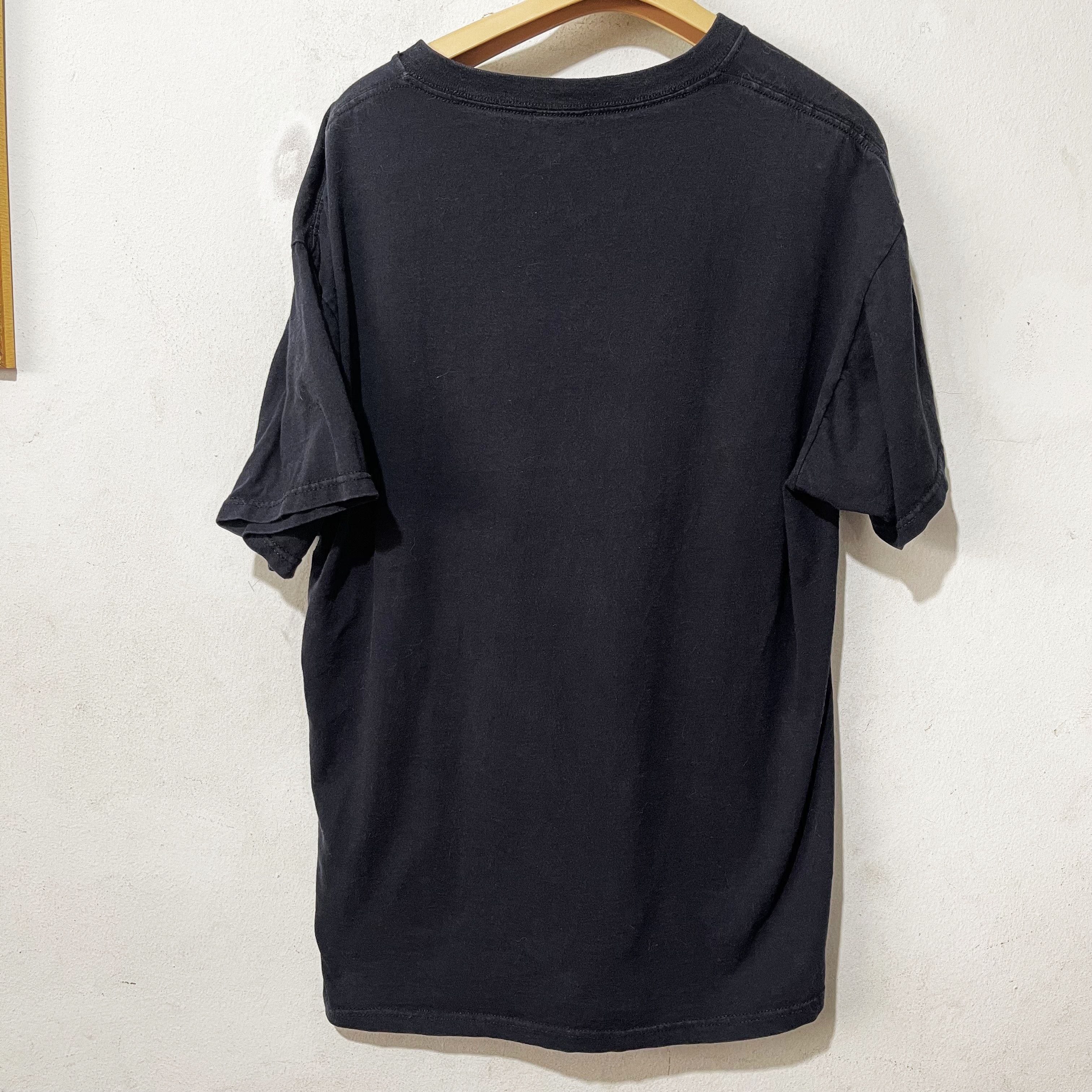 Halo × Vintage 2012 Halo 4 T-shirt Size US L / EU 52-54 / 3 - 4 Thumbnail