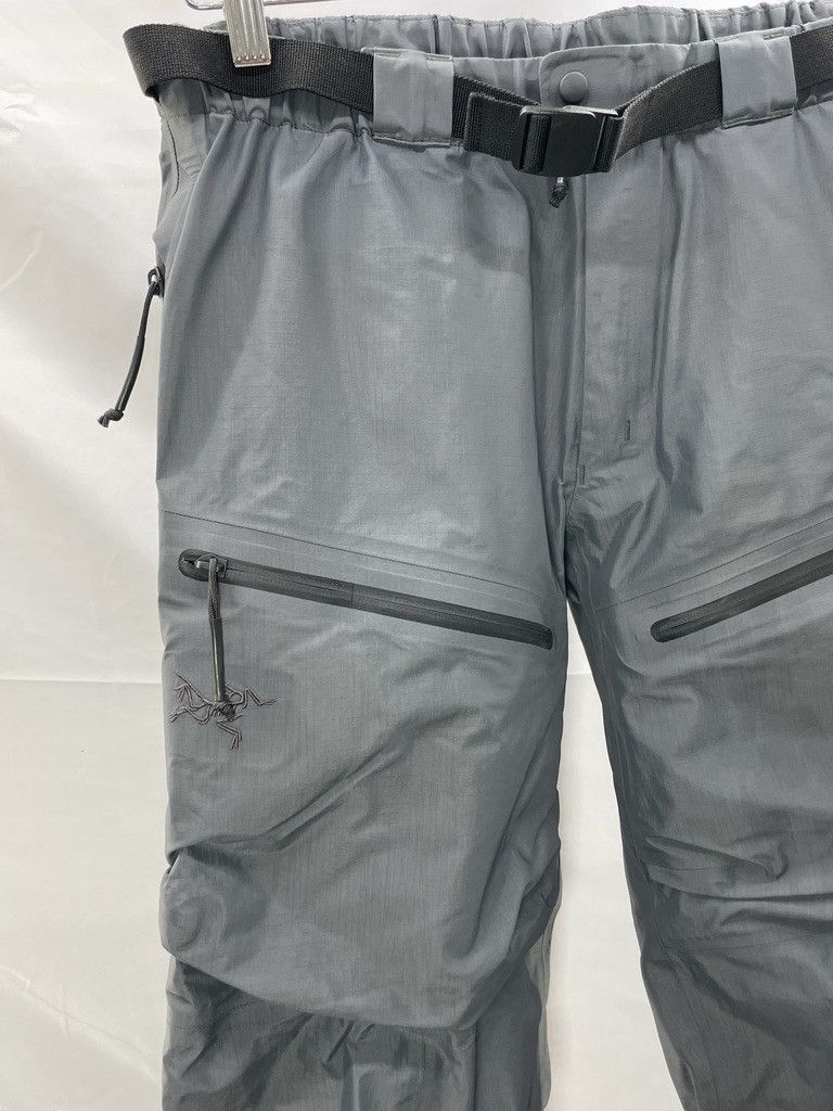 Arc'teryx ARCTERYX LEAF Alpha Gen 2 Wolf Gore Tex Pro Pant Size US 30 / EU 46 - 2 Thumbnail