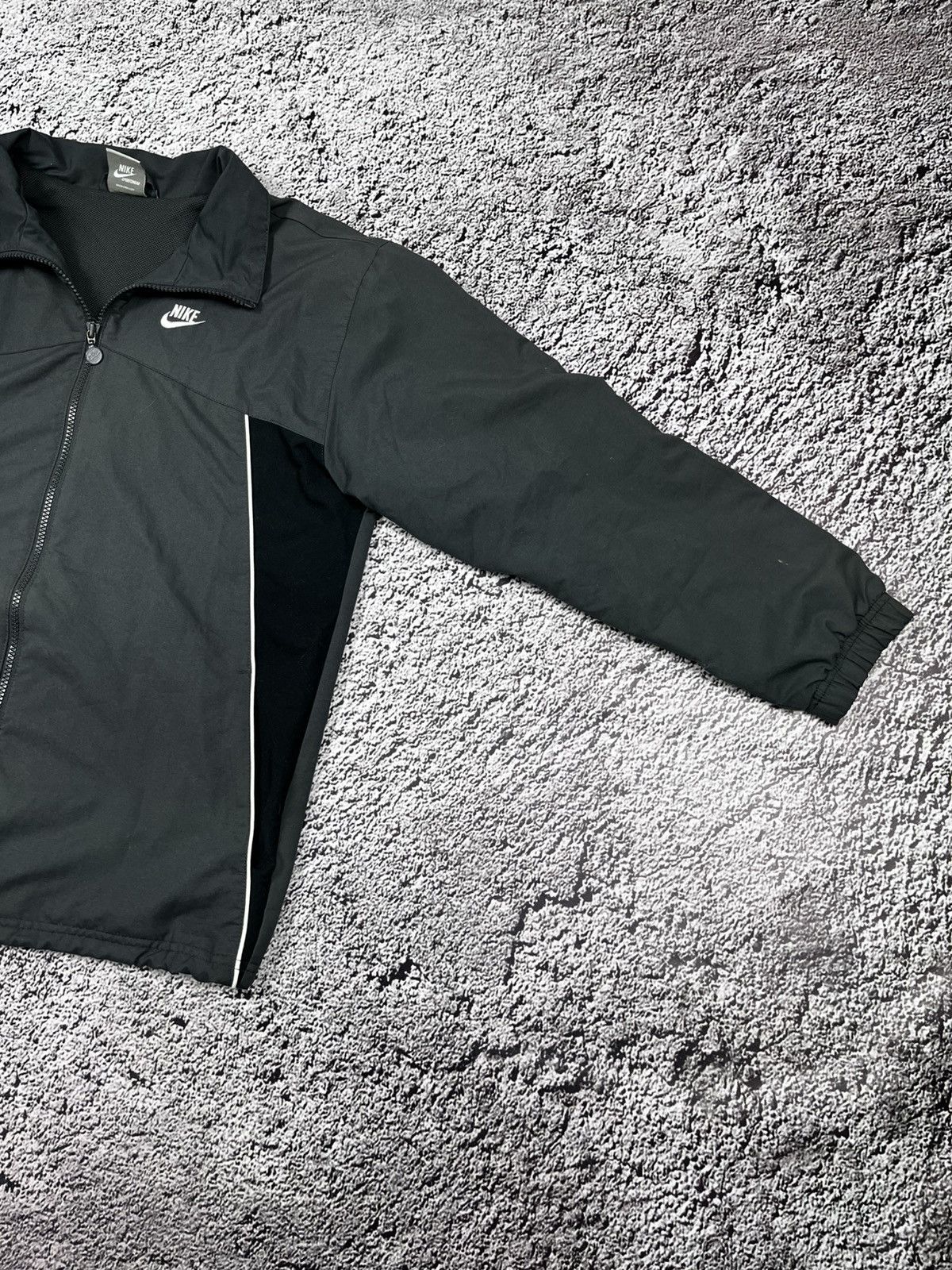 Nike Vintage Y2K Nike back swoosh track jacket windbreaker S Size US S / EU 44-46 / 1 - 4 Thumbnail