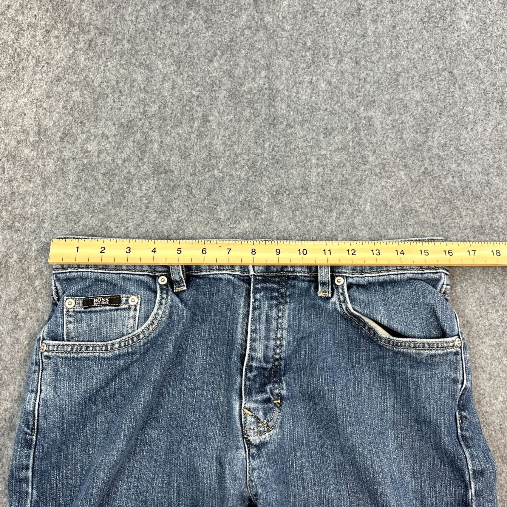 Hugo Boss HUGO BOSS Jeans Regular Straight 32 32 Dark Wash Blue Vintage 100% Cotton Mens Pants Jeans Size US 32 / EU 48 - 6 Thumbnail