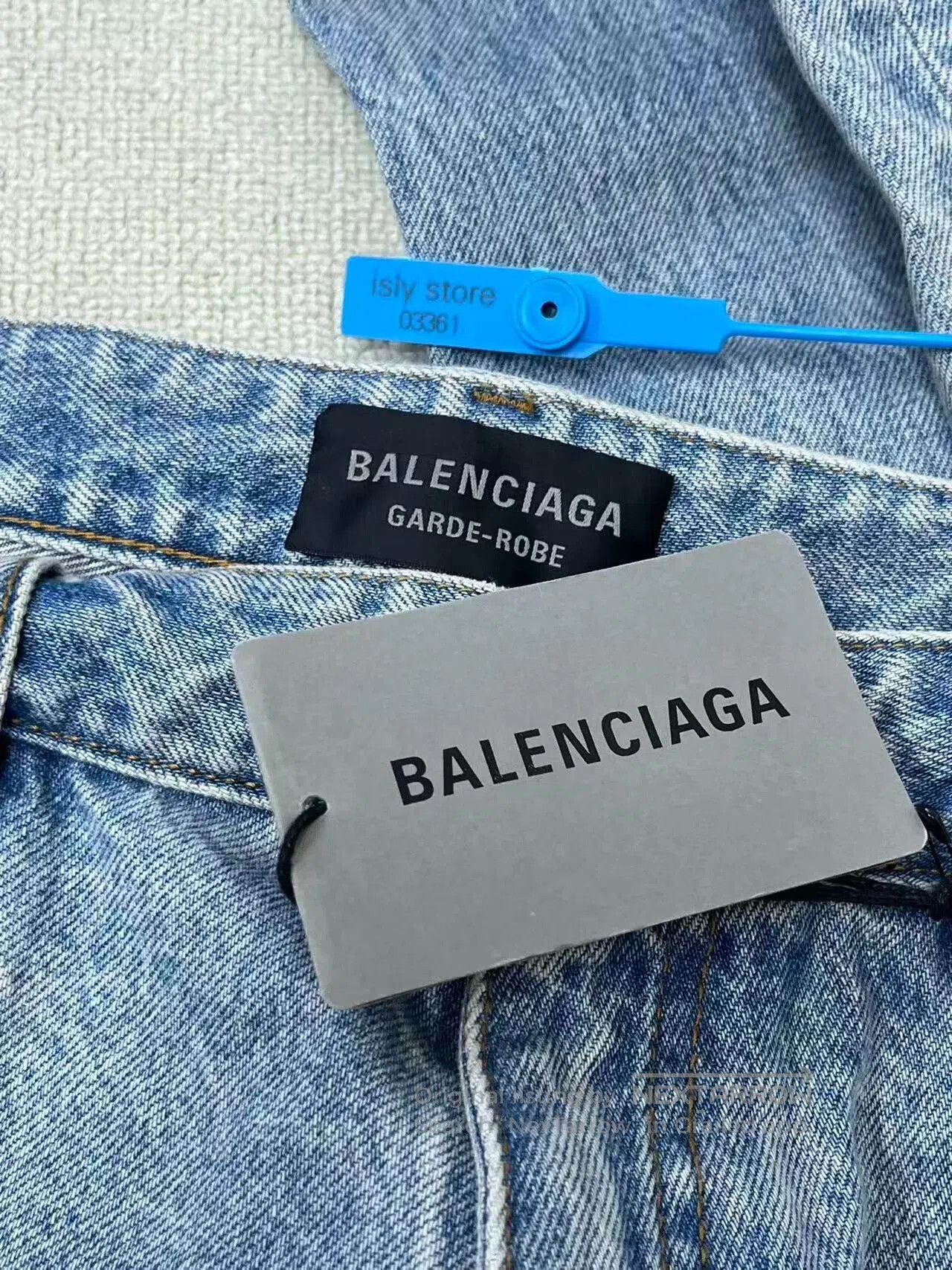 Balenciaga Balenciaga Blue Relaxed Fit Jeans Women's. Size 28" / US 6 / IT 42 - 4 Thumbnail