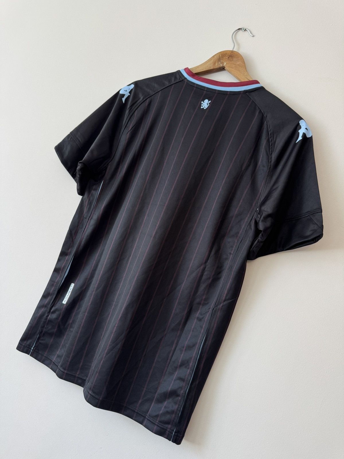 Kappa NWT Aston Villa 2020-2021 Away Soccer Jersey Football Shirt Size US L / EU 52-54 / 3 - 7 Thumbnail