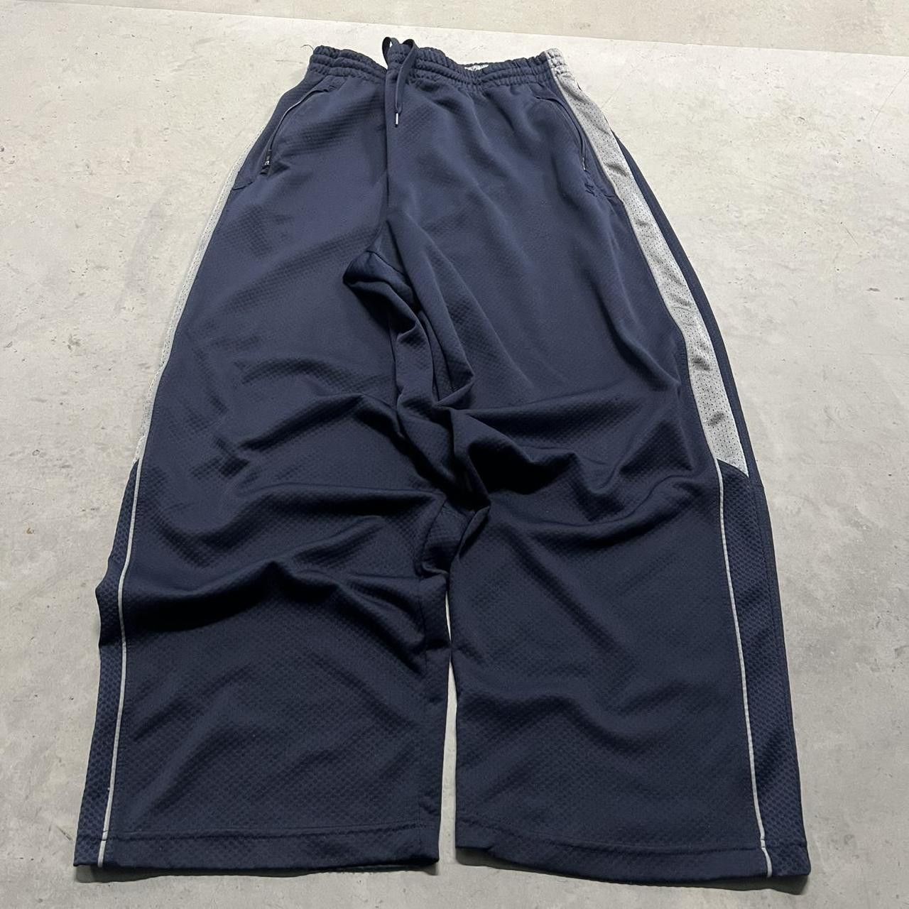 Vintage Vintage Y2K/2000s Super baggy Striped Track Pants with adjustable waistband and drawstrings and pockets! Size US 40 / EU 56 - 2 Thumbnail