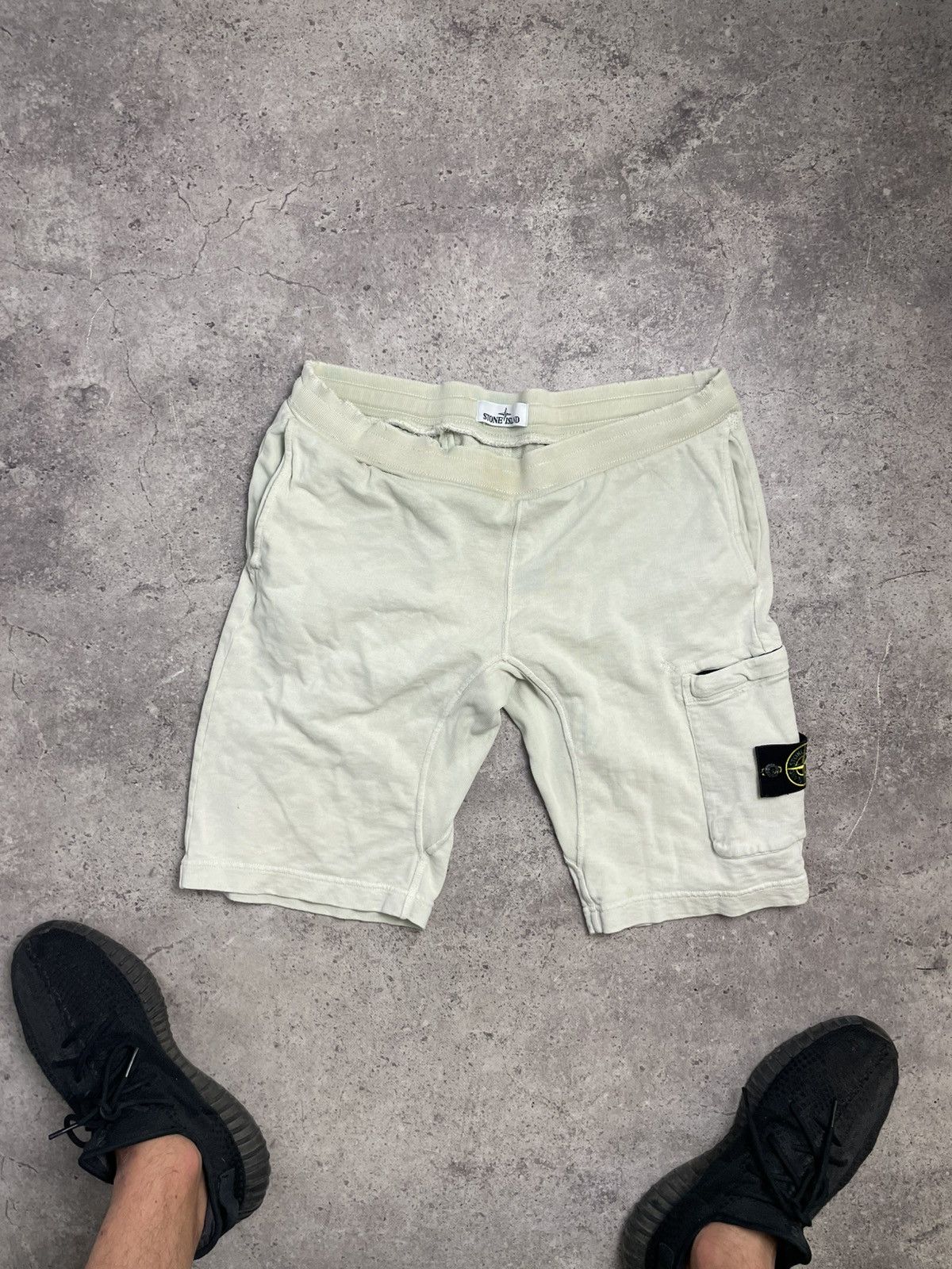 Stone Island Stone Island Shorts Size US 32 / EU 48 - 1 Thumbnail