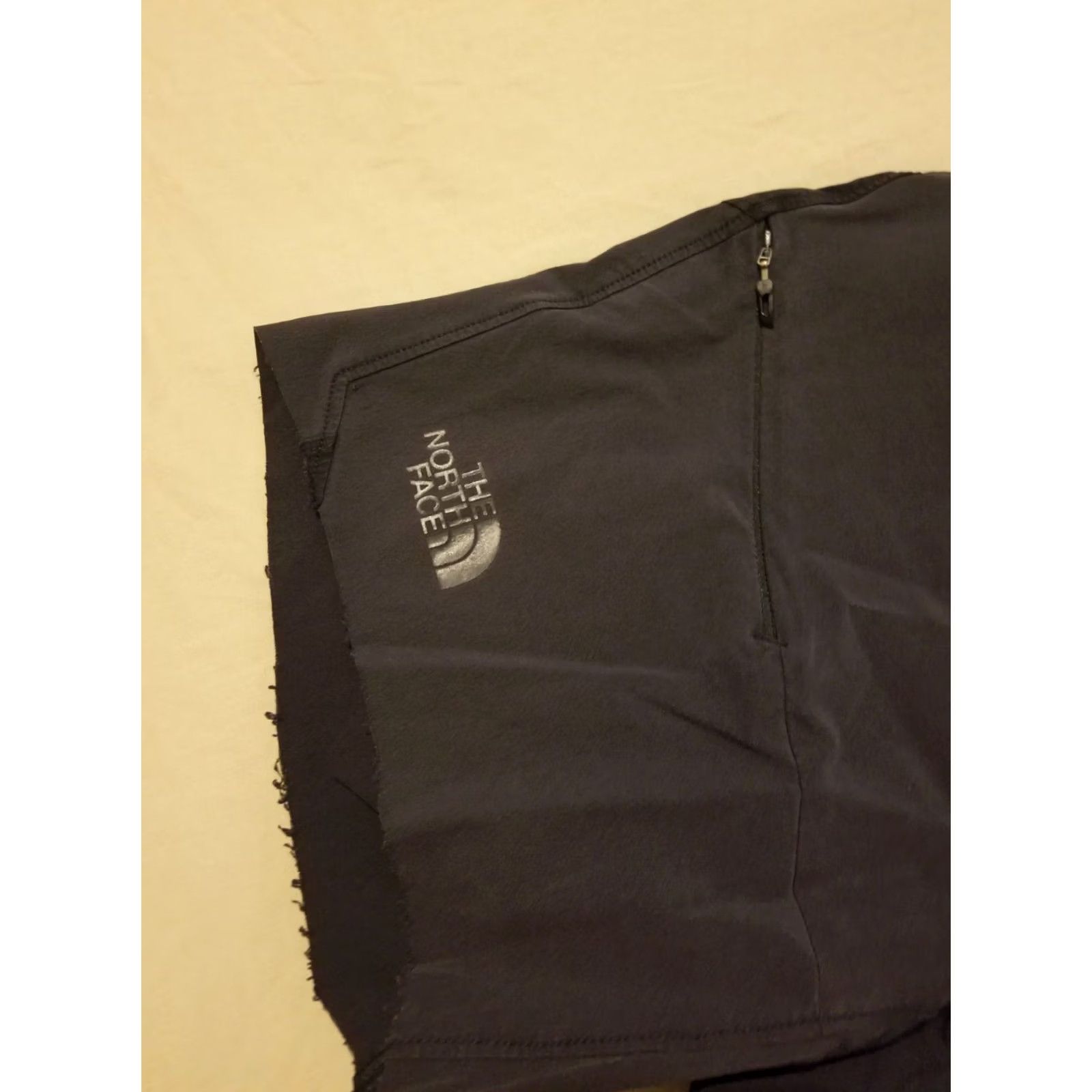 The North Face The North Face Mens Shorts 31 Black Athletic Outdoor Hiking Stretch Cargo Outdoor Mens Boys? Size US 31 - 4 Thumbnail