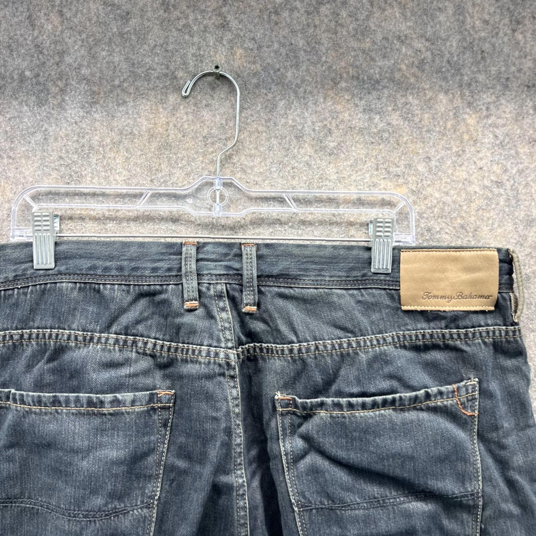 Tommy Bahama VINTAGE Tommy Bahama Jeans Men 38/32 Blue Denim Cotton Straight Regular 32in Inseam Blue Jeans Mens Vintage Straight Jeans 38 x 32 Size US 38 / EU 54 - 4 Thumbnail