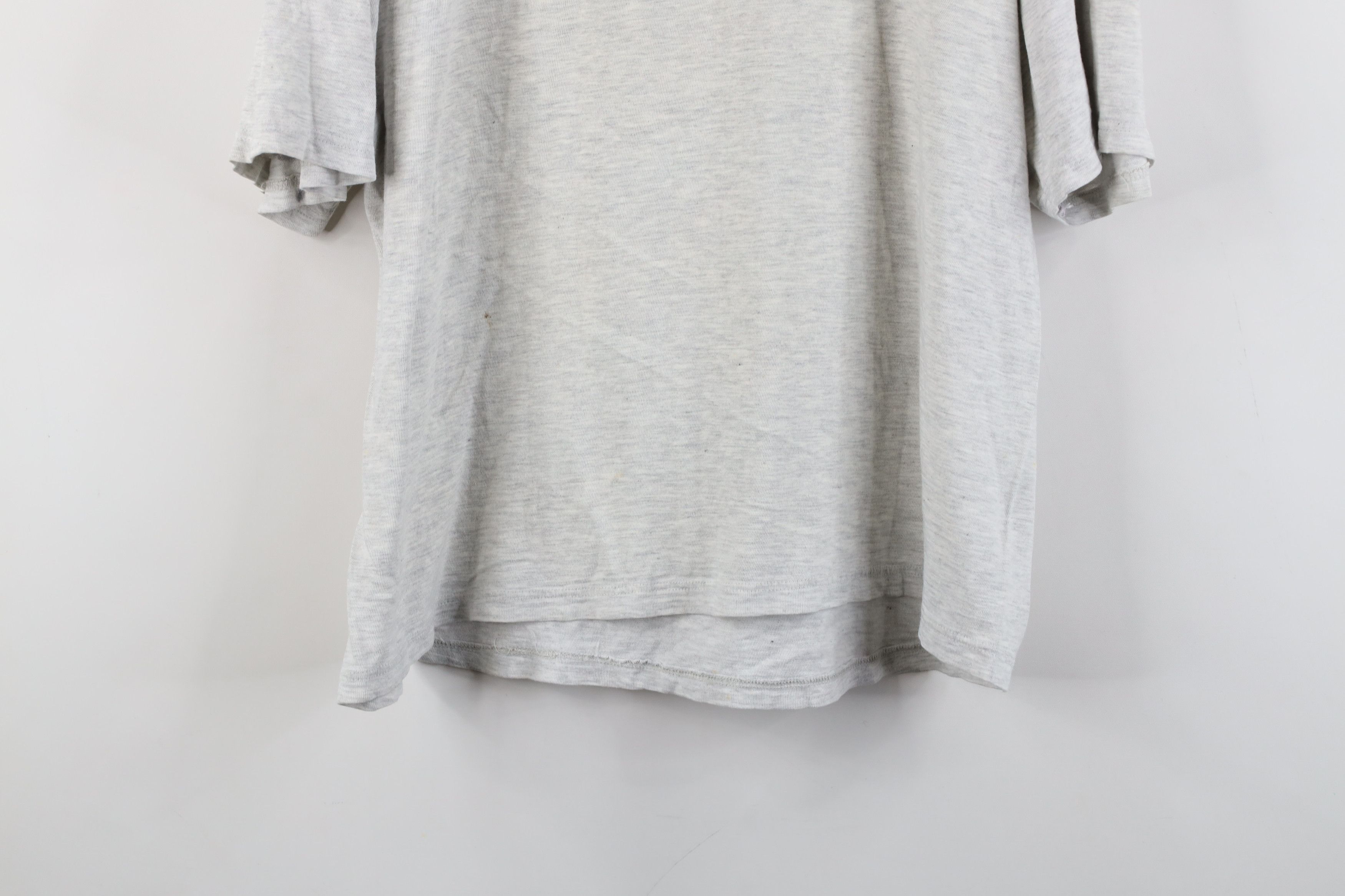 Hard Rock Cafe Vintage 90s Hard Rock Cafe Malta T-Shirt Heather Gray Size L / US 10 / IT 46 - 13 Thumbnail
