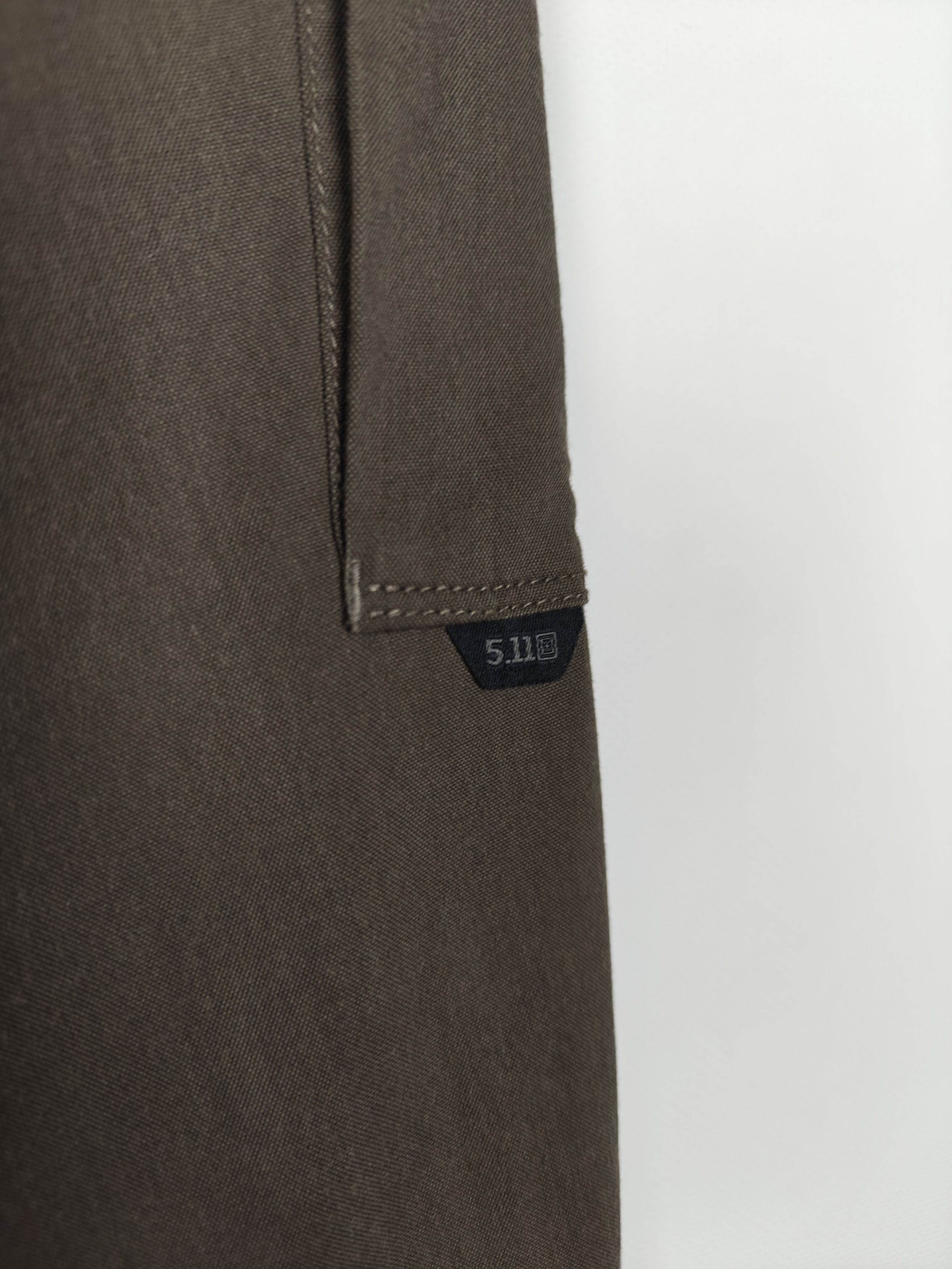 5.11 5.11 Tactical Pants Multipocket Trousers Khaki size 32x34 Size US 32 / EU 48 - 8 Thumbnail