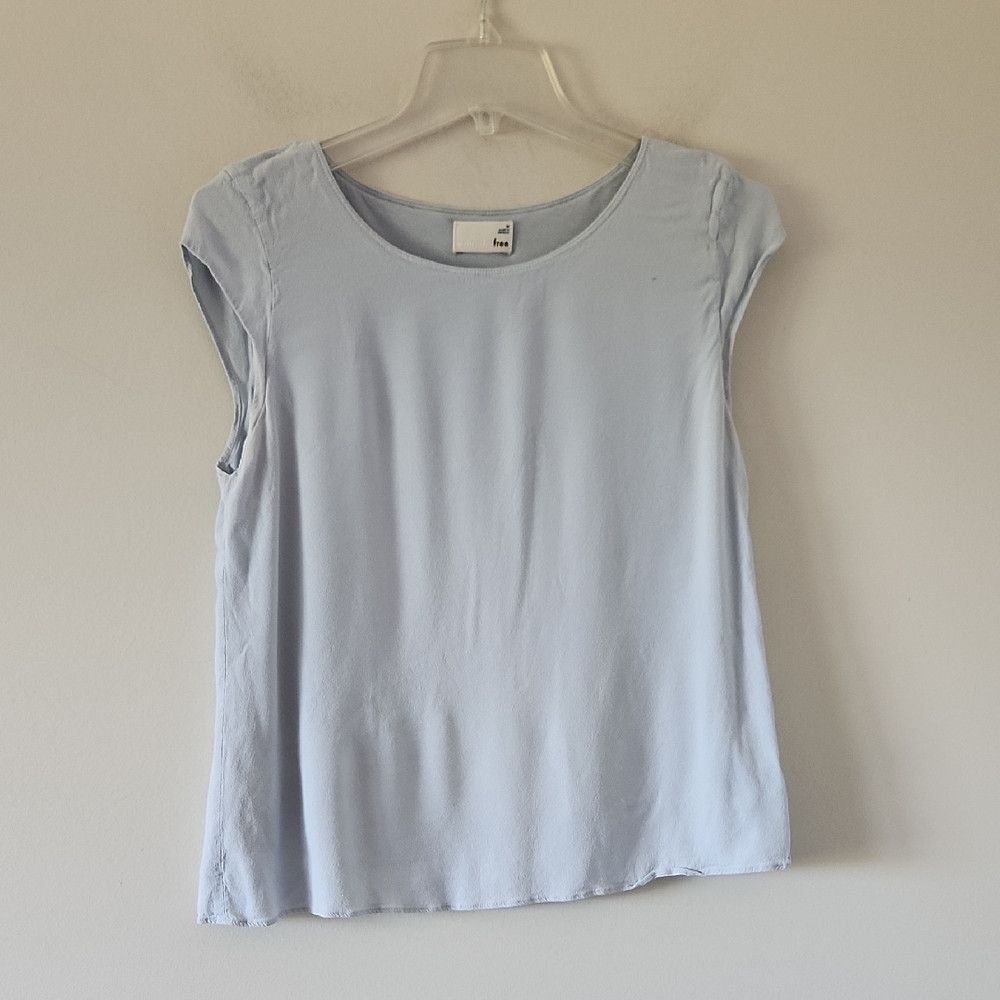 Aritzia ARITZIA | WILFRED blouse Top Short Sleeve In Baby Blue Sz M Size M / US 6-8 / IT 42-44 - 1 Thumbnail