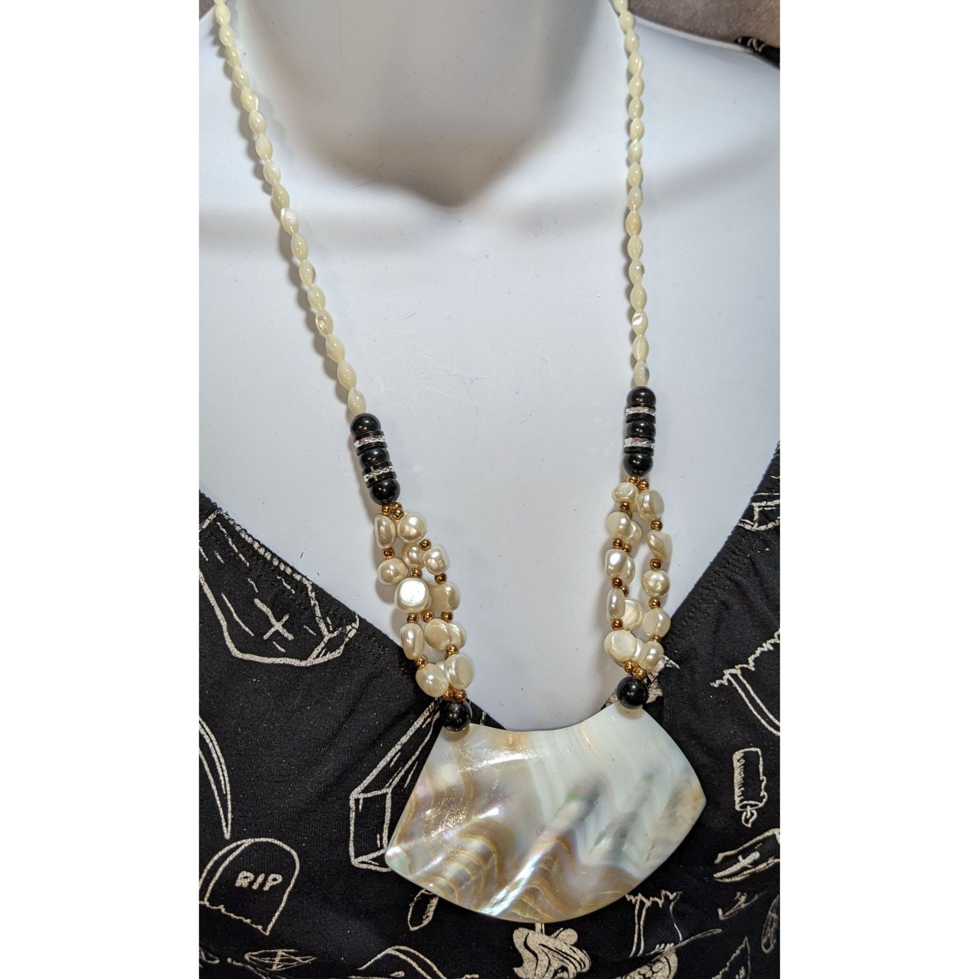Other Vintage Mermaidcore Mother Of Pearl & Beaded Statement Neckl Size ONE SIZE - 5 Thumbnail