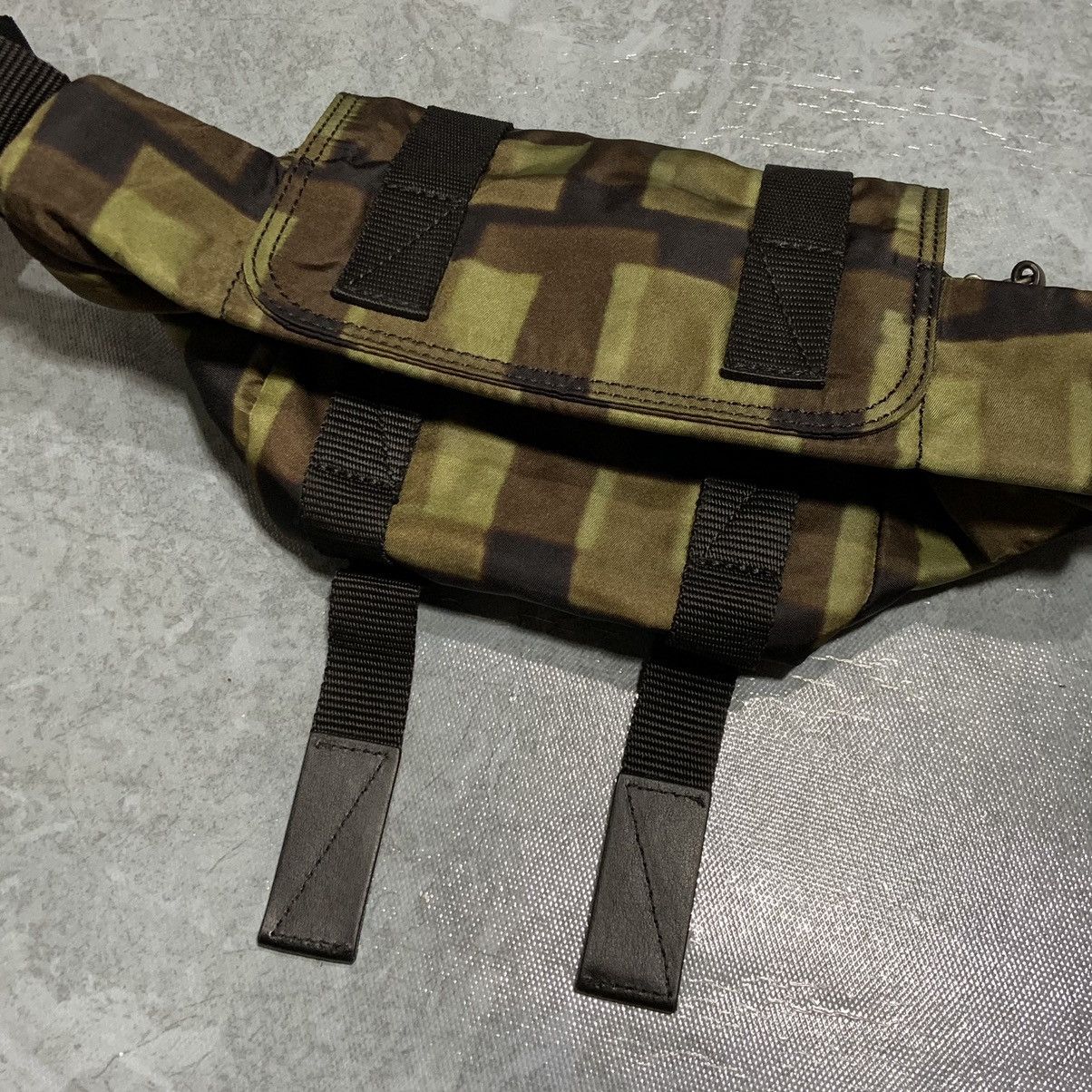 Dries Van Noten Dries Van Noten - Len Lye - SS21 - Nylon Waist Bag Size ONE SIZE - 5 Thumbnail