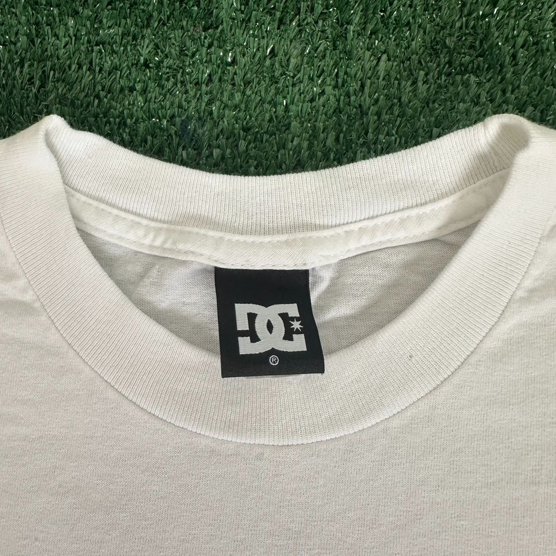DC Vintage Y2K DC Shoes Skater T-Shirt White DC Star Logo Tee Size US L / EU 52-54 / 3 - 3 Thumbnail