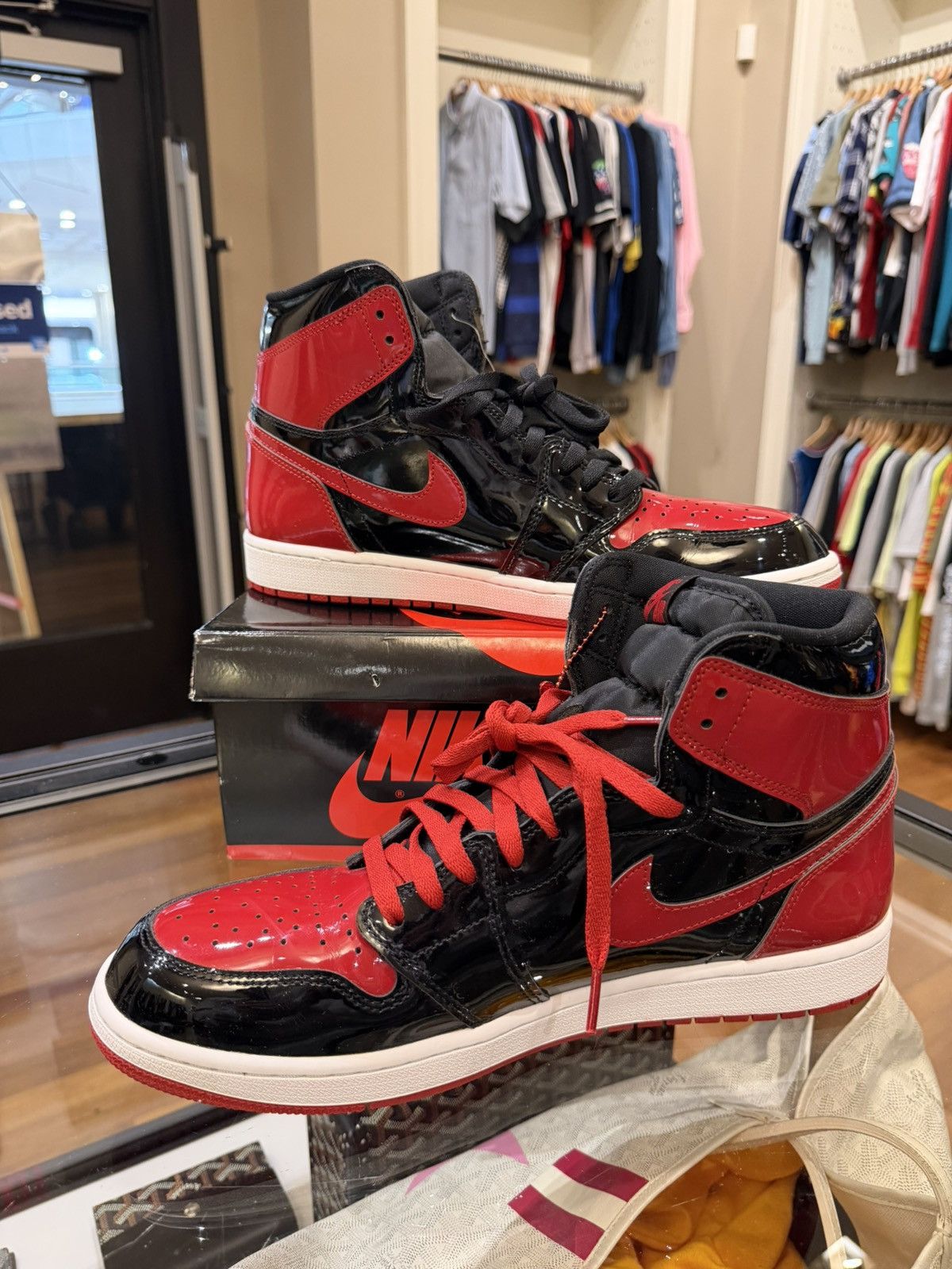 Jordan Brand Jordan 1 Retro High OG ‘Patent Bred’ Size US 13 / EU 46 - 2 Thumbnail